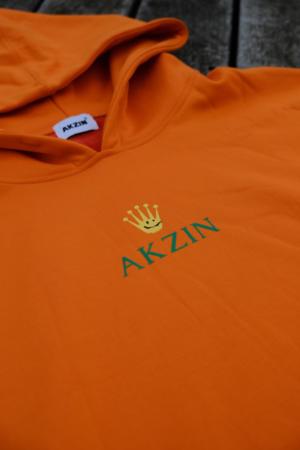 [現貨] AKZIN 笑臉皇冠Logo帽T