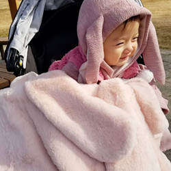 Bunnies By The Bay 抱枕毯