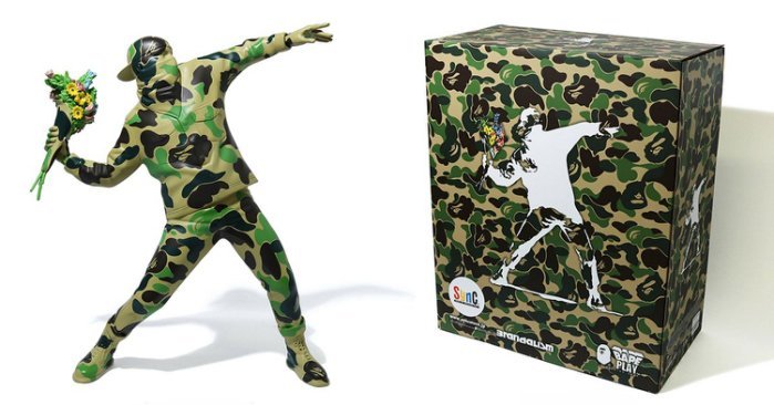 BAPE APE BANKSY BRANDALISM FLOWER BOMBER 擲花者 公仔