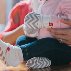 Guavakids 寶寶防踢手套、腳套