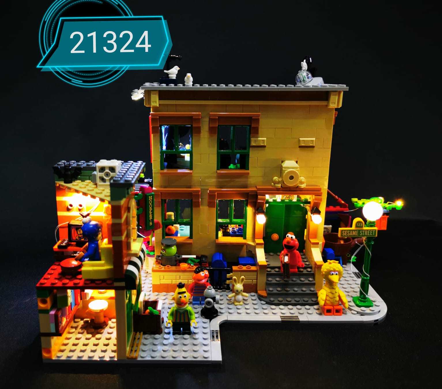 預訂20年11月)LEGO Ideas 21324 : 123 Sesame Street ＂圖片只供參考f