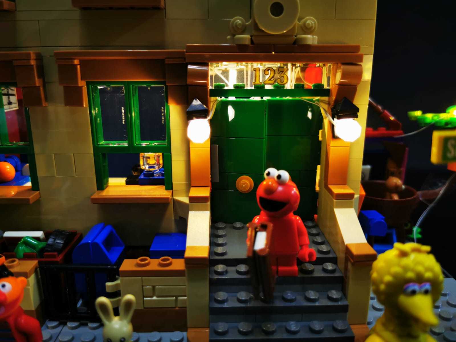 (預訂20年11月)LEGO Ideas 21324 : 123 Sesame Street ＂圖片只供