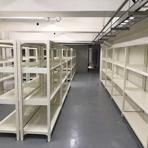 倉儲設備 : 中量型倉儲物料架(標準象牙白)