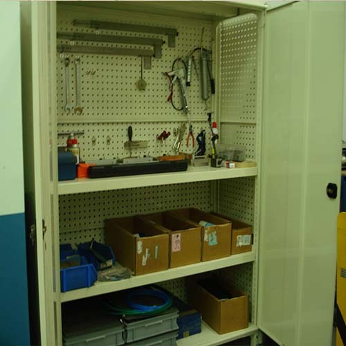 倉儲設備 : 中量型倉儲物料架(工具櫃)