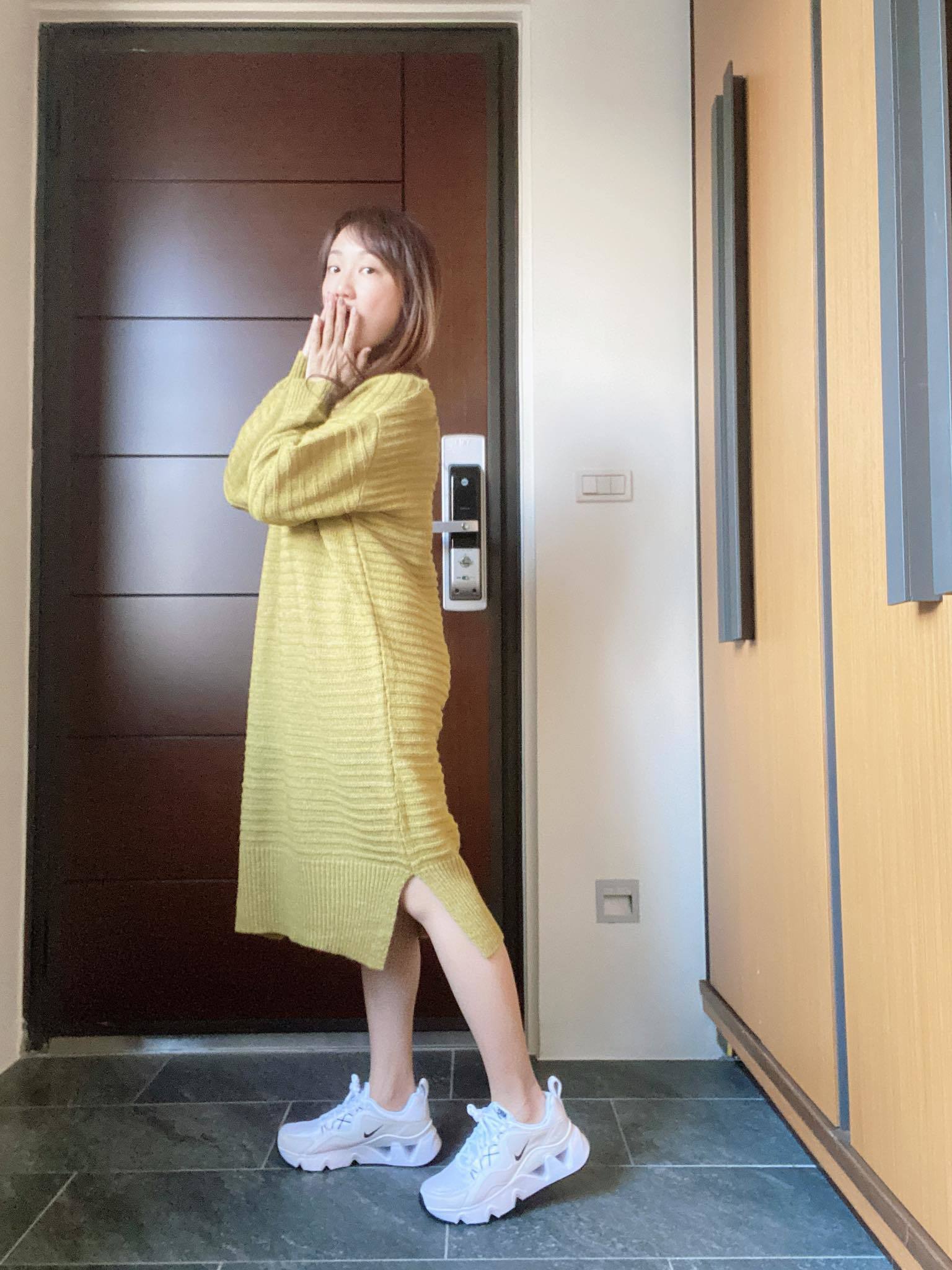 黃色毛海圓領針織洋裝上衣