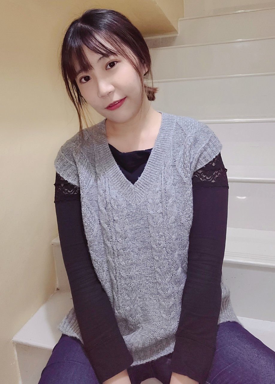 休閒穿搭針織背心穿搭牛仔褲