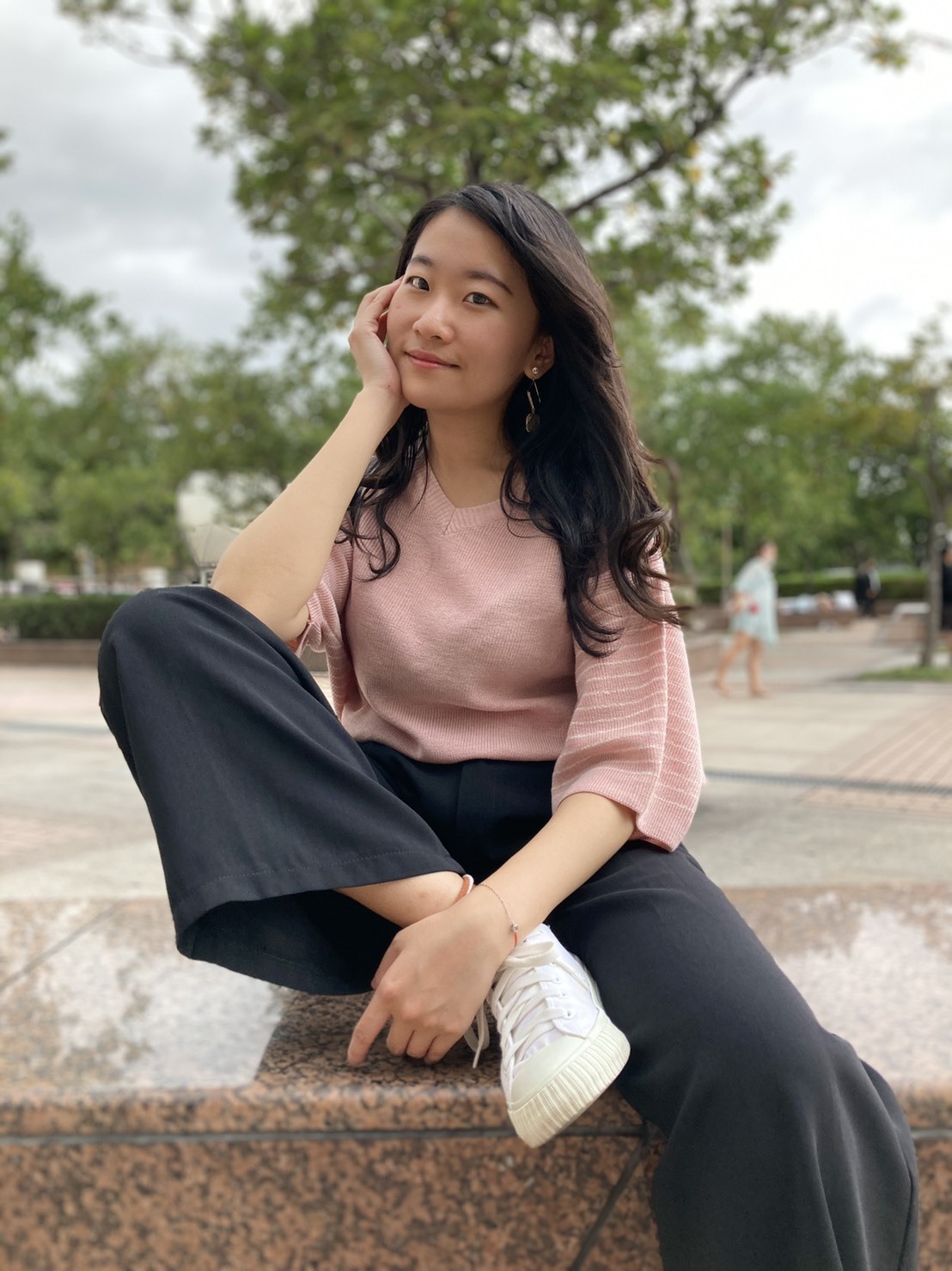 棉花糖女孩日常穿搭針織上衣