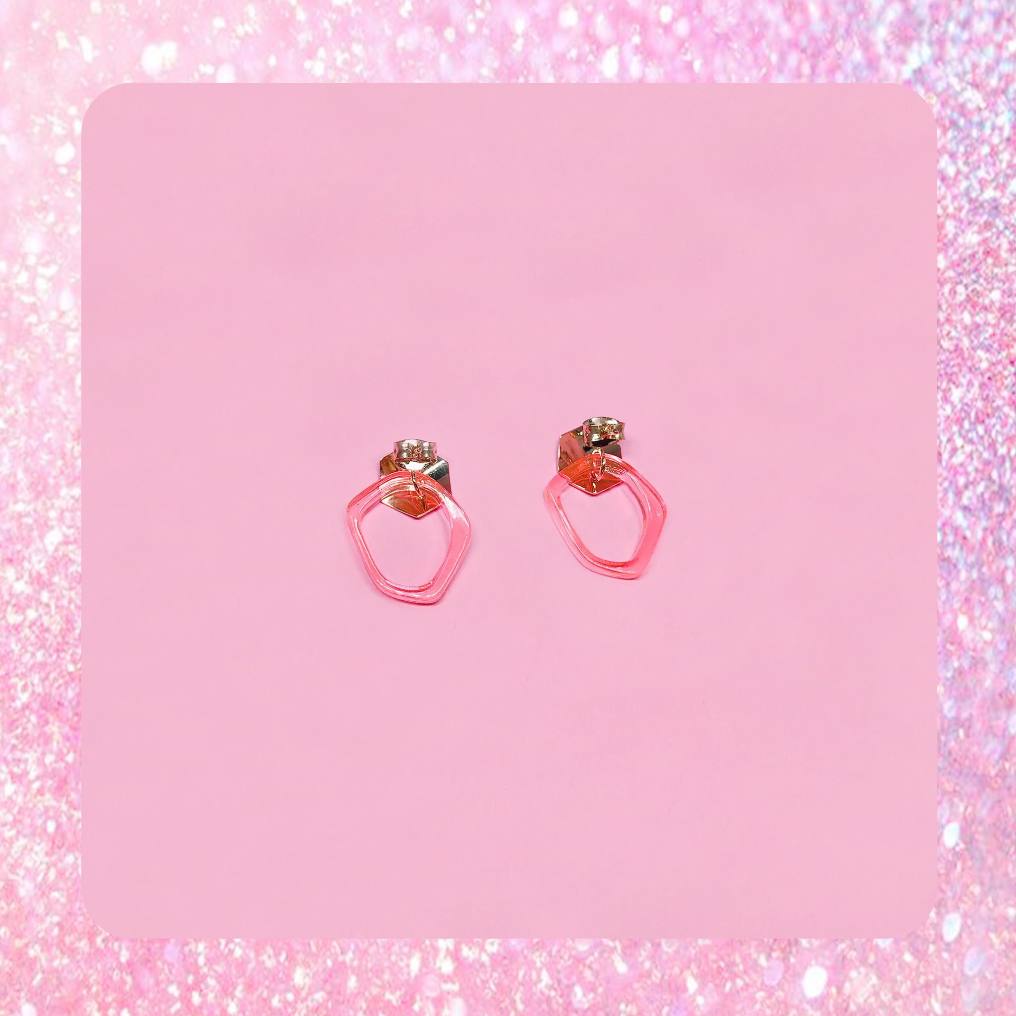 ♡ ここ這裡 ♡ 正韓壓克力多角耳針耳環