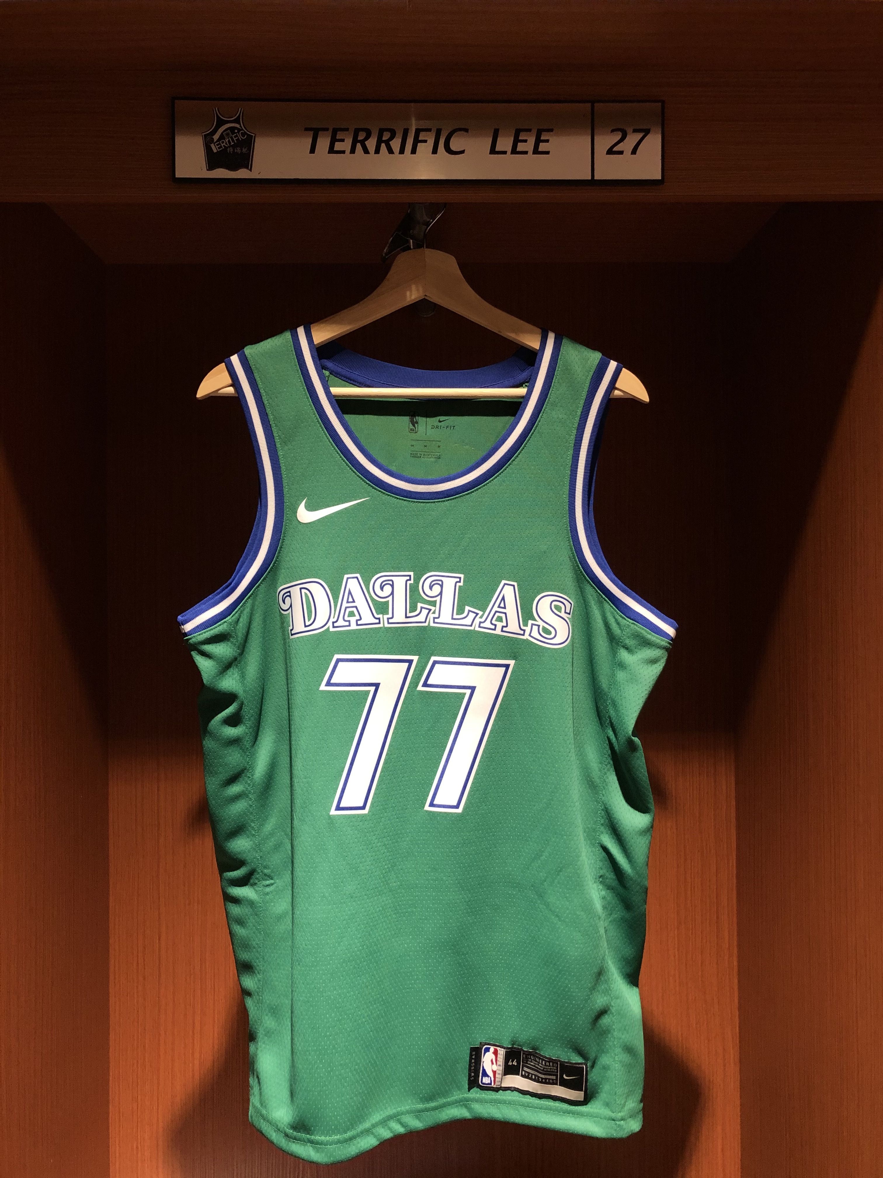 NBA球衣 Luka Doncic 達拉斯小牛復古綠 HWC Nike Swingman 球迷版 熱轉印 全新