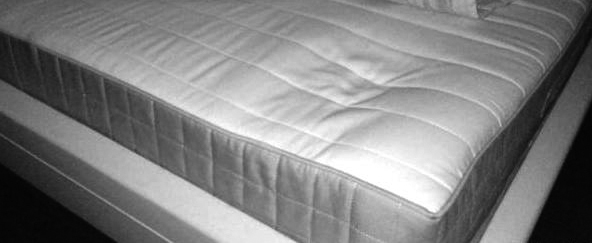 沒有支撐力的床墊容易變形凹陷