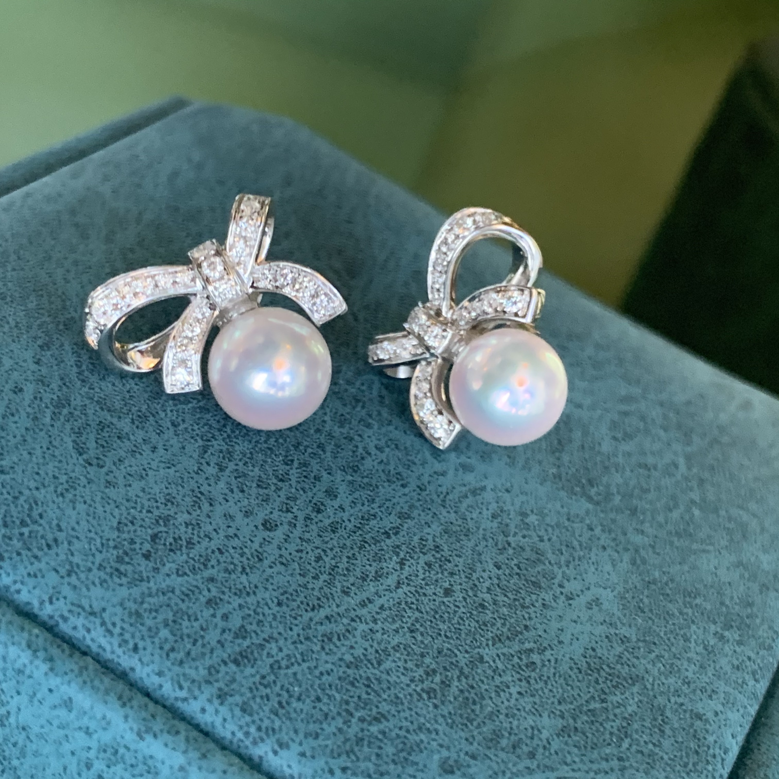 18K金日本鏡面級Akoya鑽石蝴蝶結耳釘（7.5-8mm)