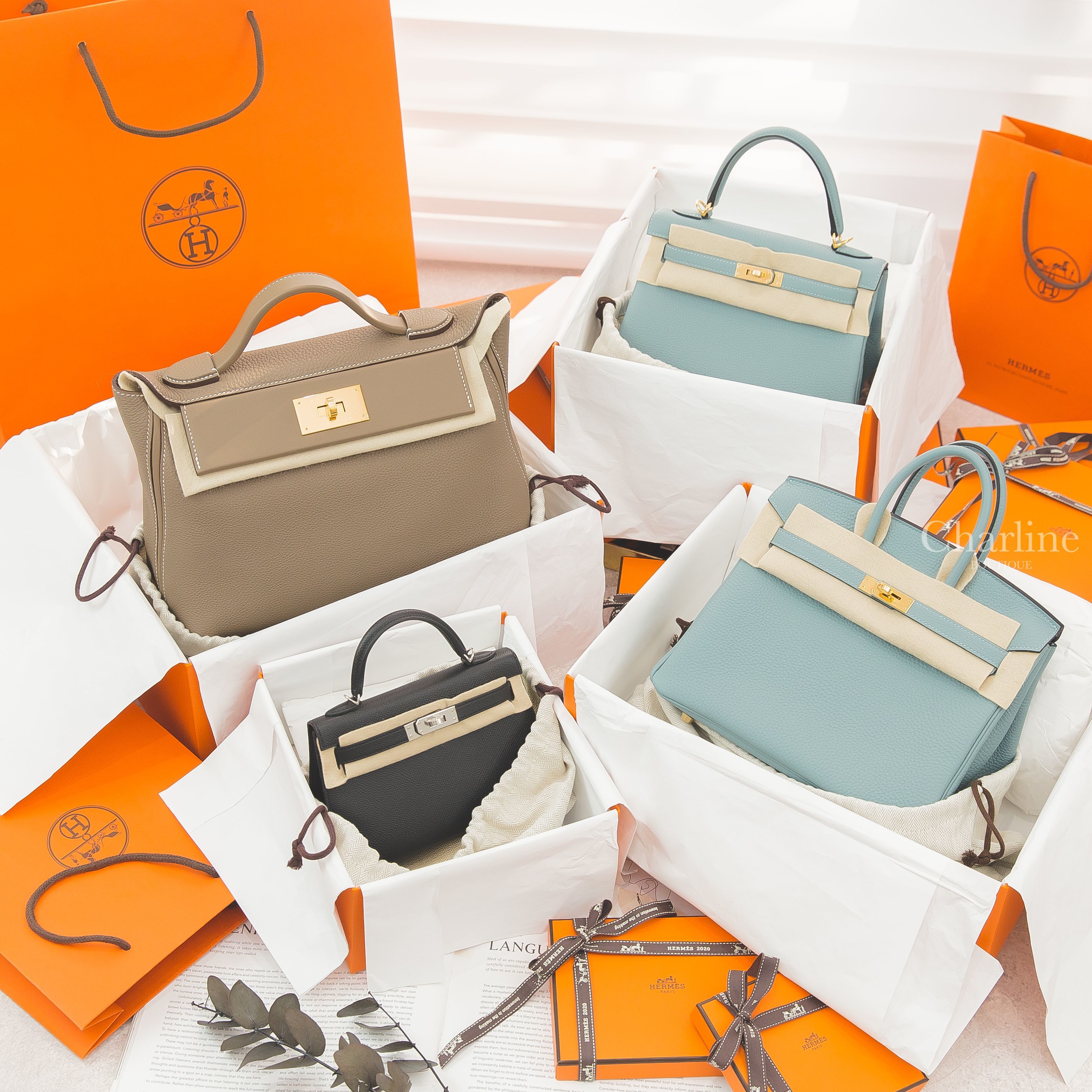 Hermès 24/24 29 大象灰金釦,Hermès Birkin 25cm 天藍色金釦,Hermès Kelly 25cm 天藍色金釦,Hermès Mini Kelly II 黑色銀釦-Charline Boutique 精品代購