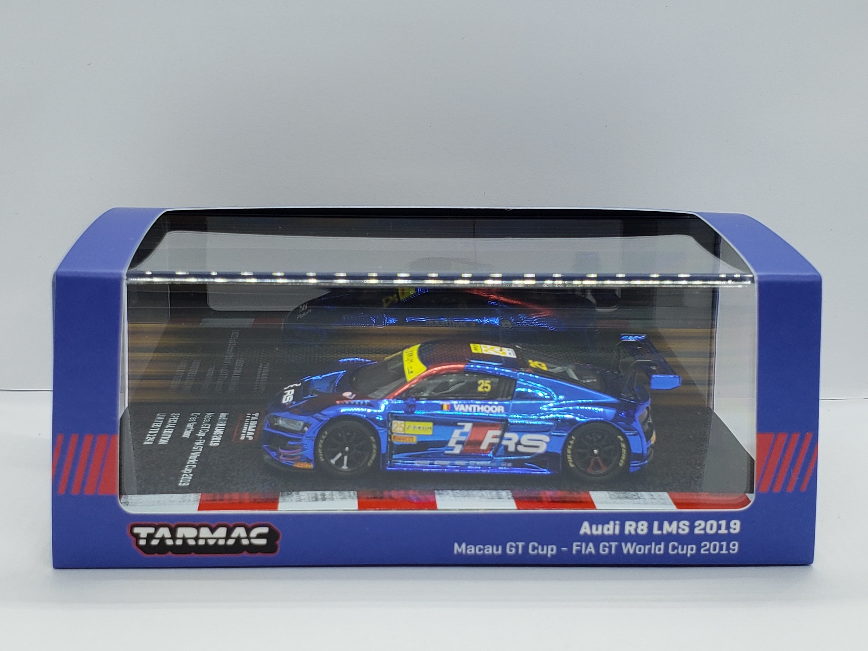 Tarmac Works 1:64 Audi R8 LMS 2019 Macau GT Cup - FIA G