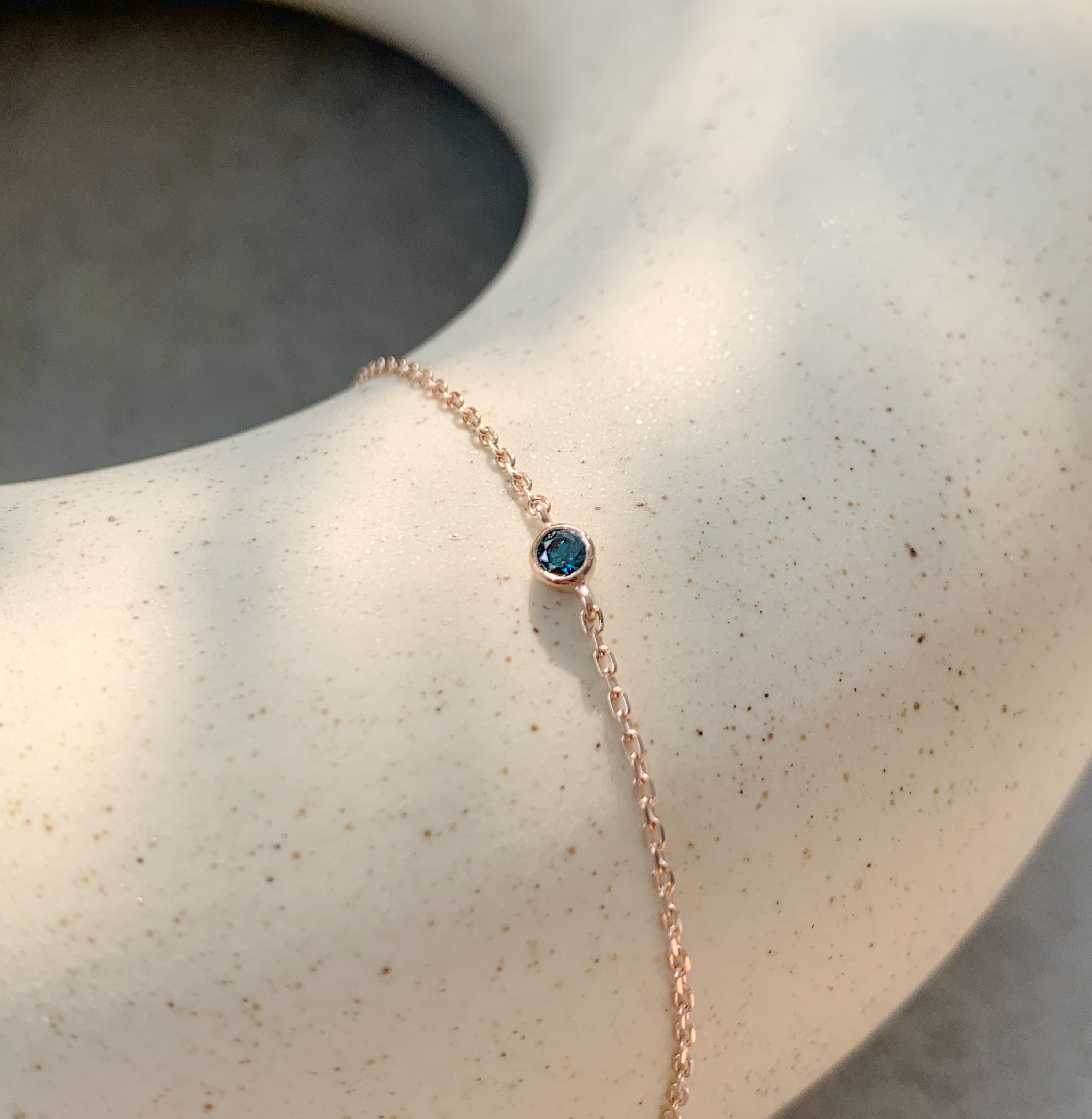 14K簡約圓邊藍鑽手鍊