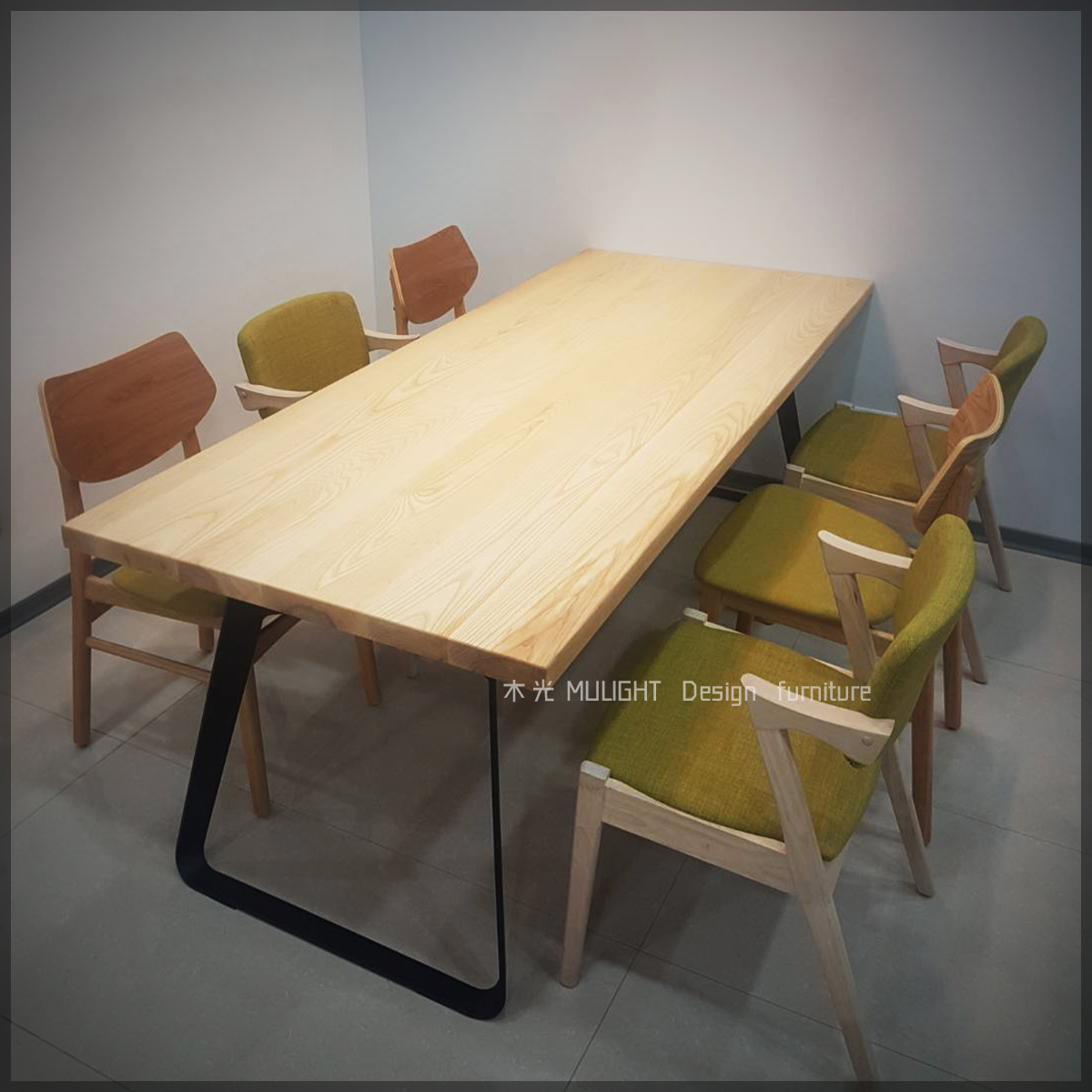 VERN-北歐造型扁腳實木桌(可訂製)