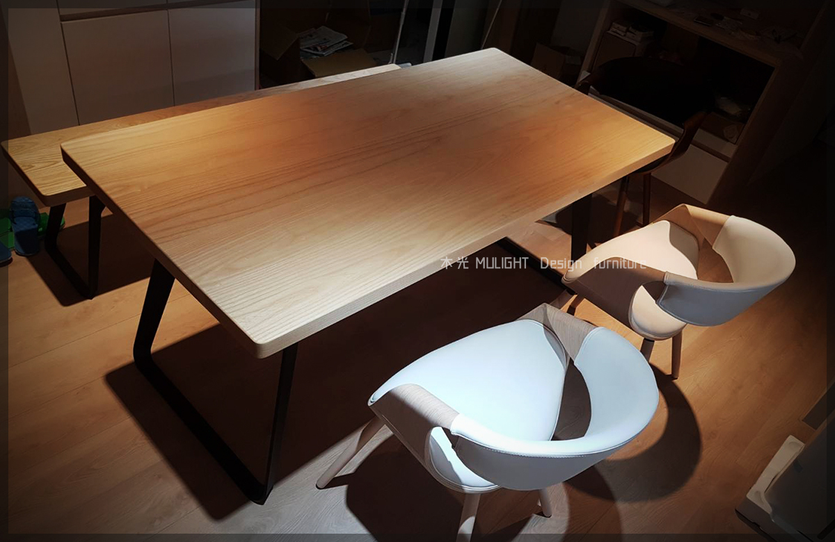 VERN-北歐造型扁腳實木桌(可訂製)