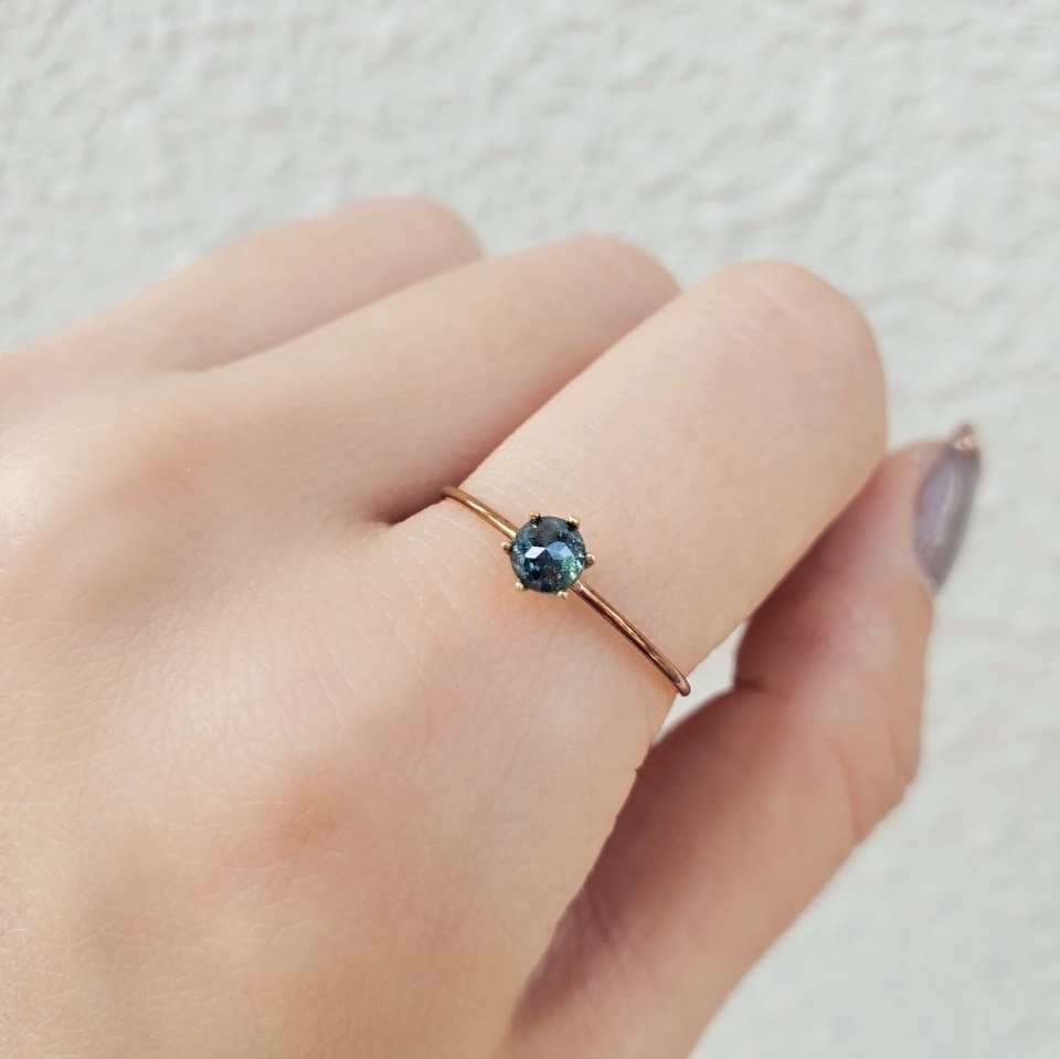 14K光滑六爪4mm藍鑽原礦戒指