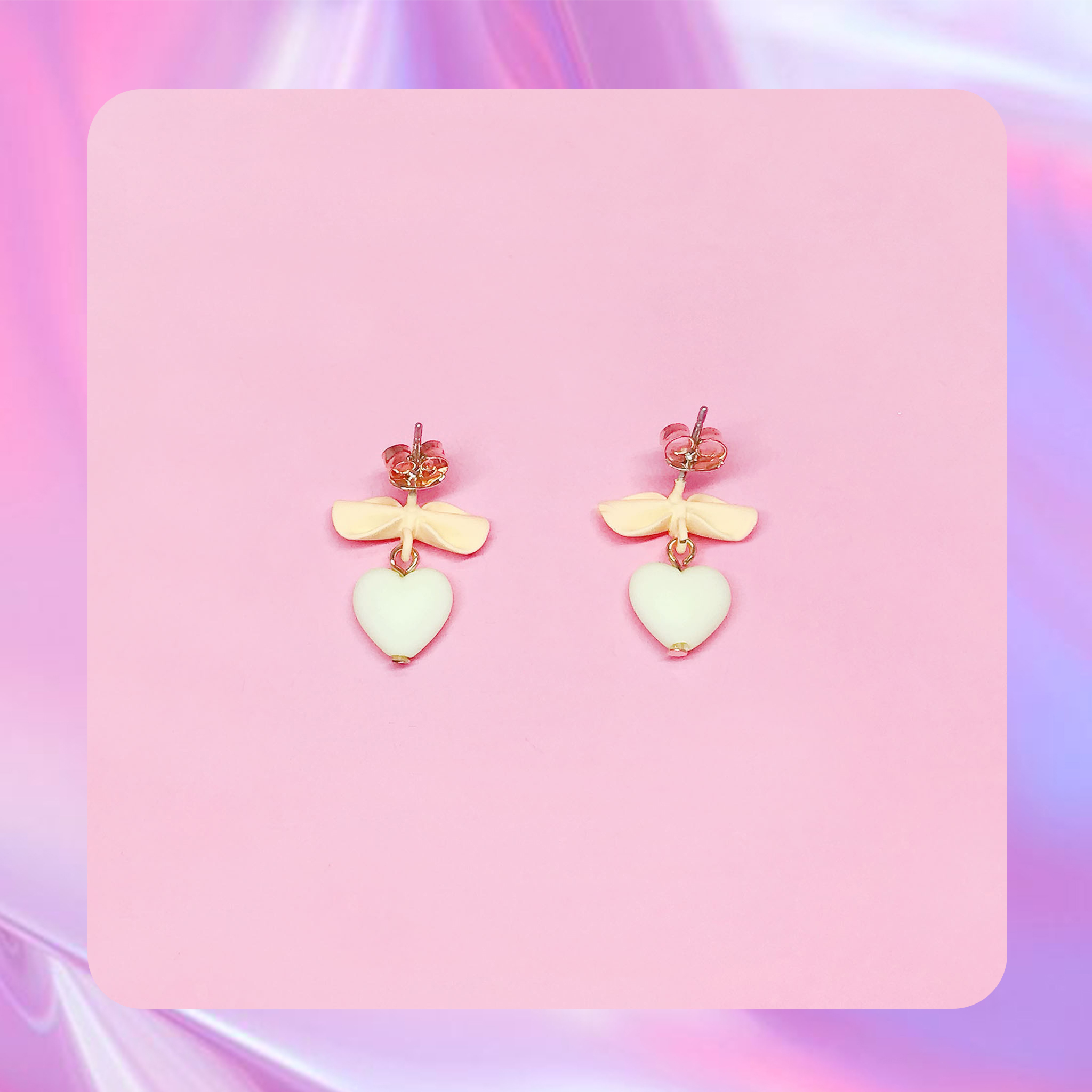 ♡ ここ這裡 ♡ 正韓質感立體蝴蝶結愛心耳針耳環