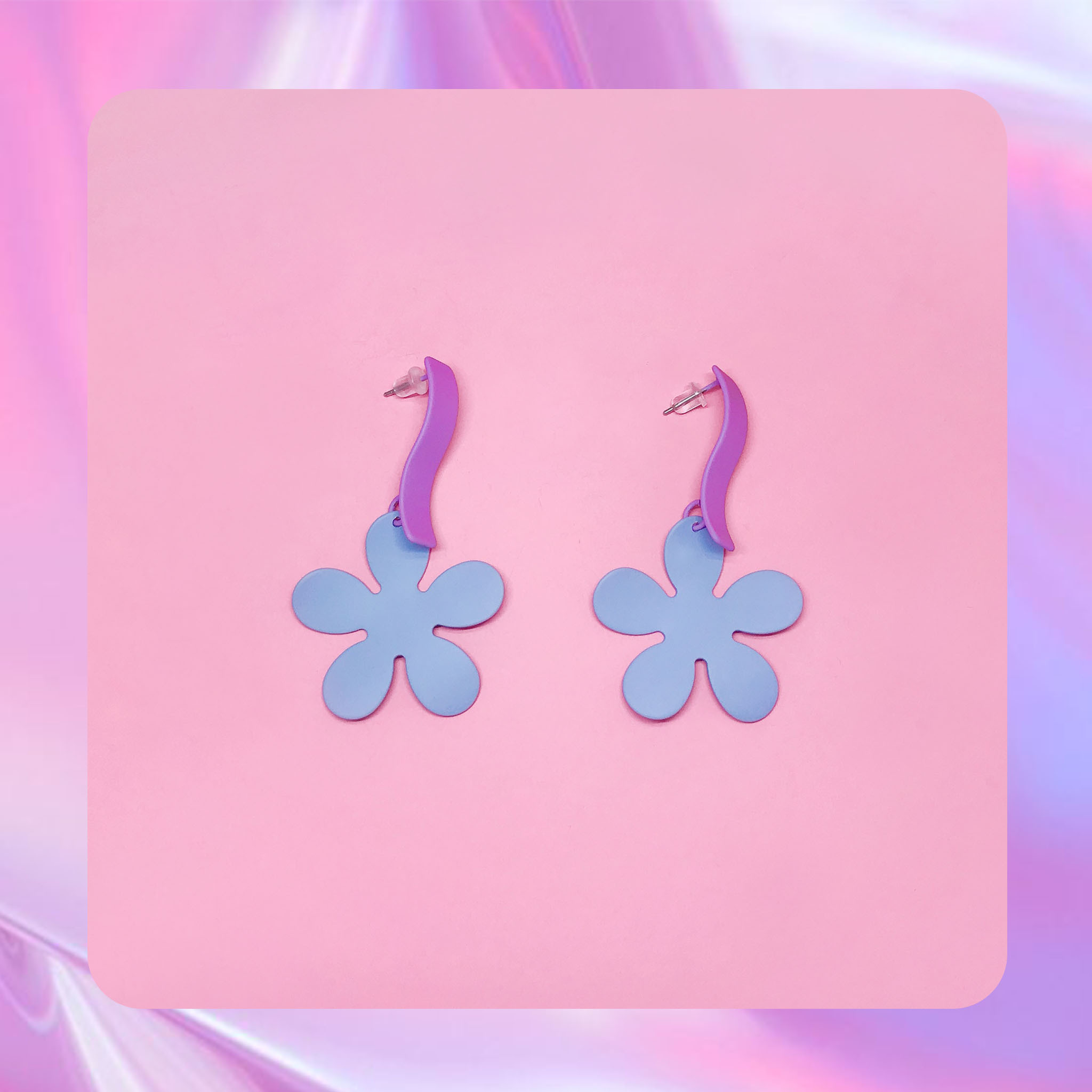 ♡ ここ這裡 ♡ 正韓質感霧面波浪花朵耳針耳環