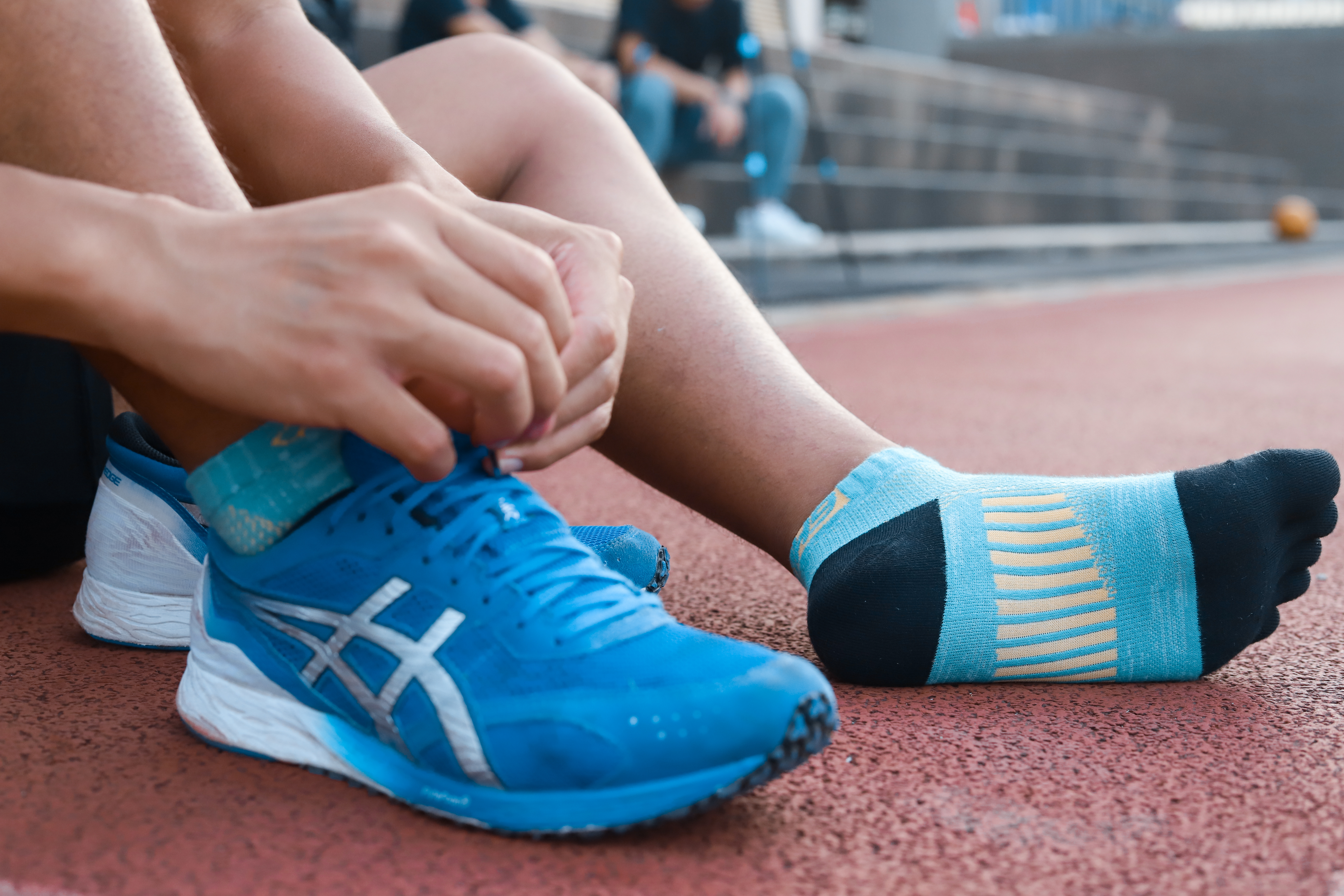 OH9競速減壓五趾跑襪