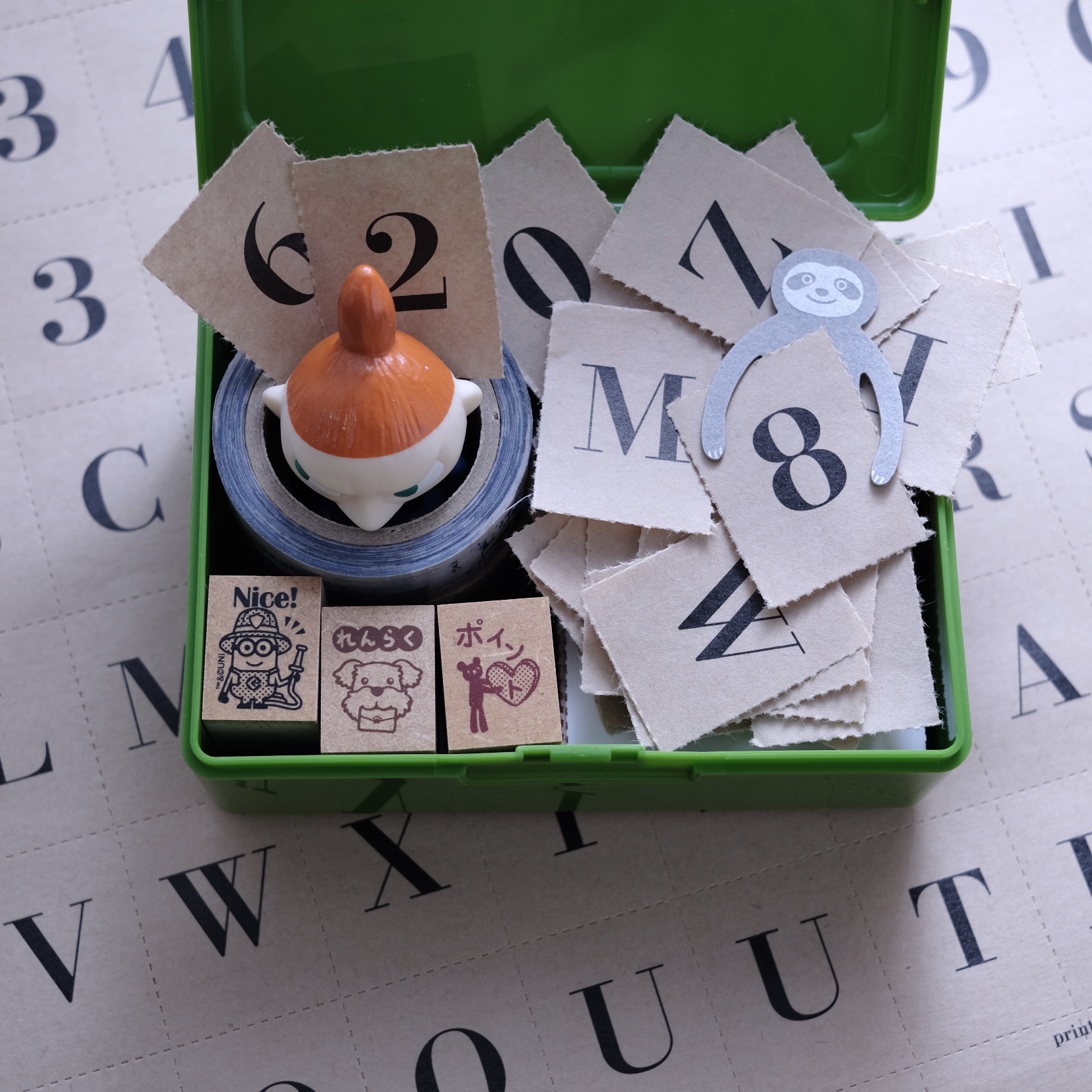 自己撕小小紙片(字母以及數字版本)/一分之一工作室