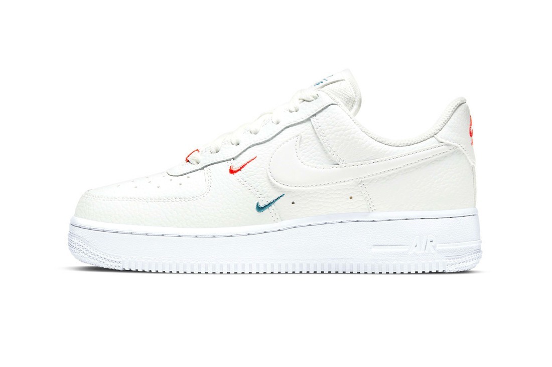 Nike Air Force 1 Low '07 Essential Double Mini Swoosh M