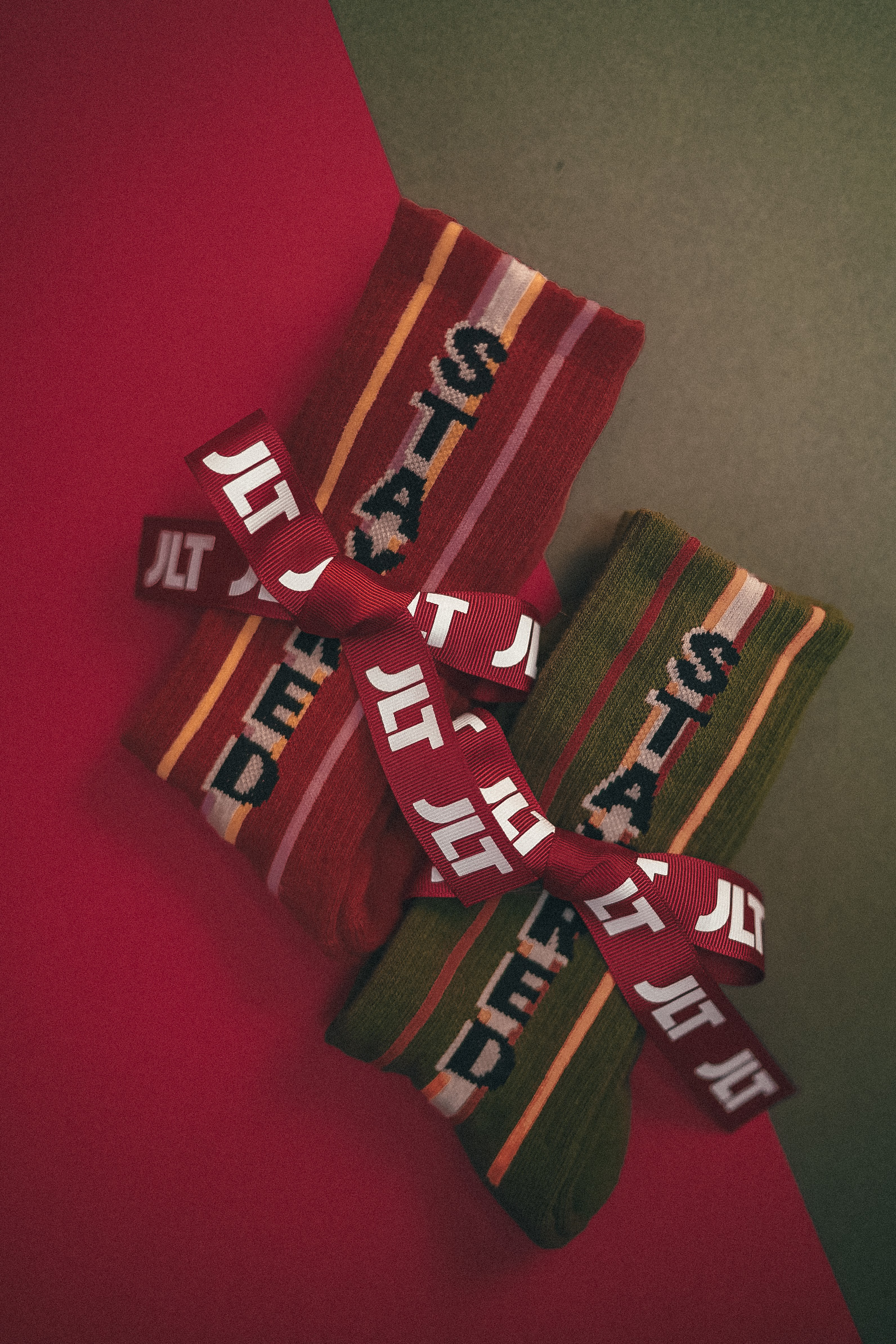 【DREAMSTARTER】STAYRED 紅色提花襪