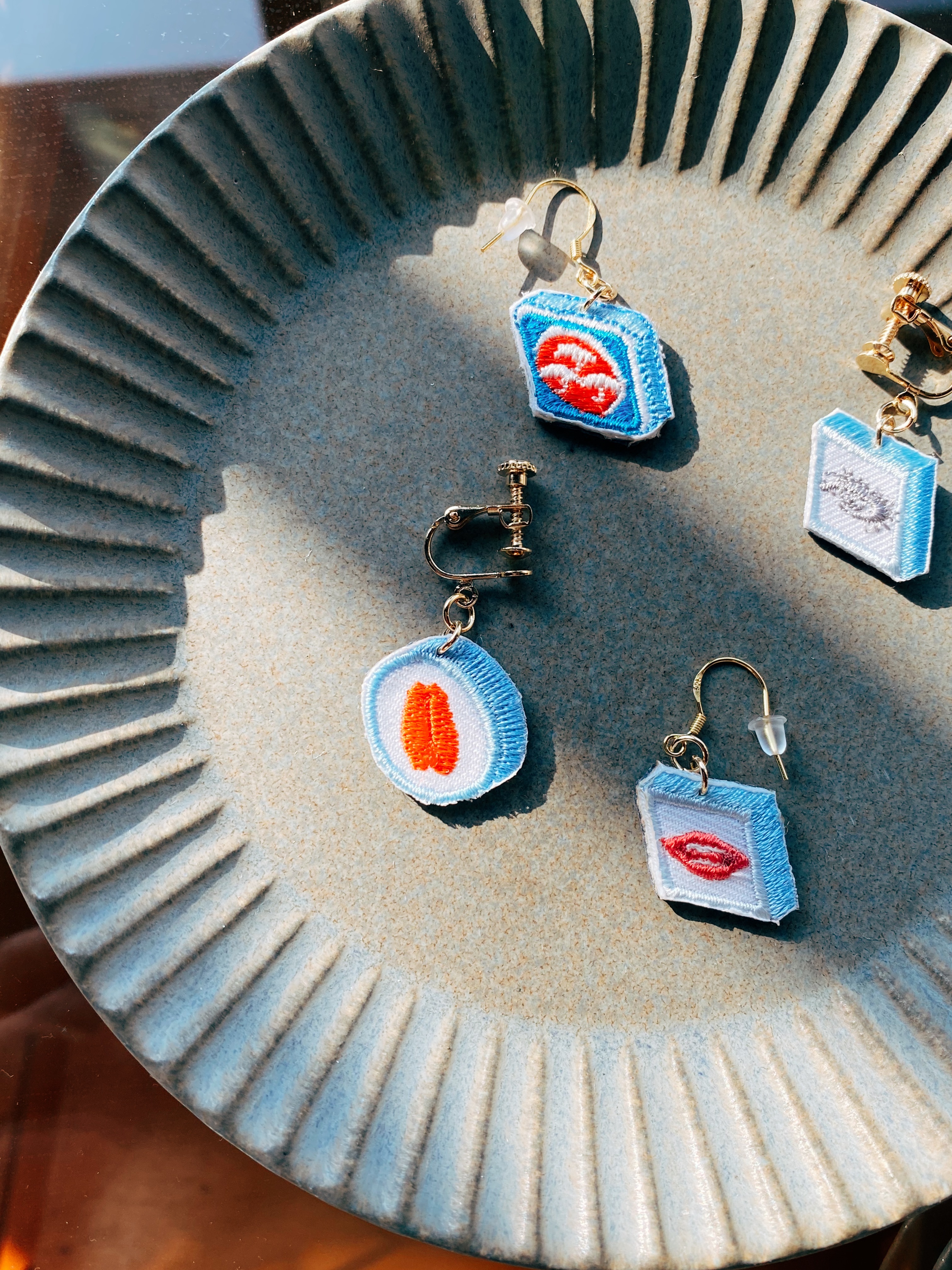 扛棒探險隊｜刺繡耳環（小）