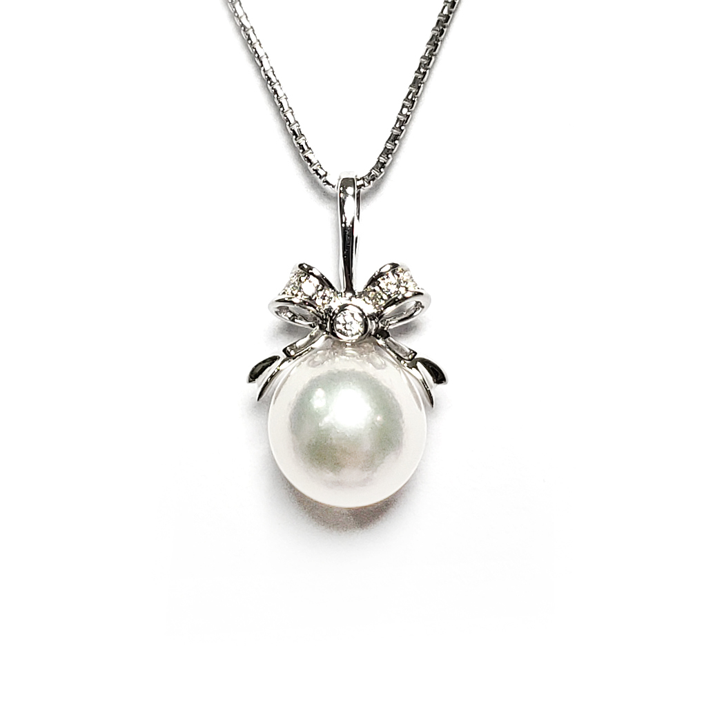 18K白金天然鑽石 Akoya 珍珠吊墜