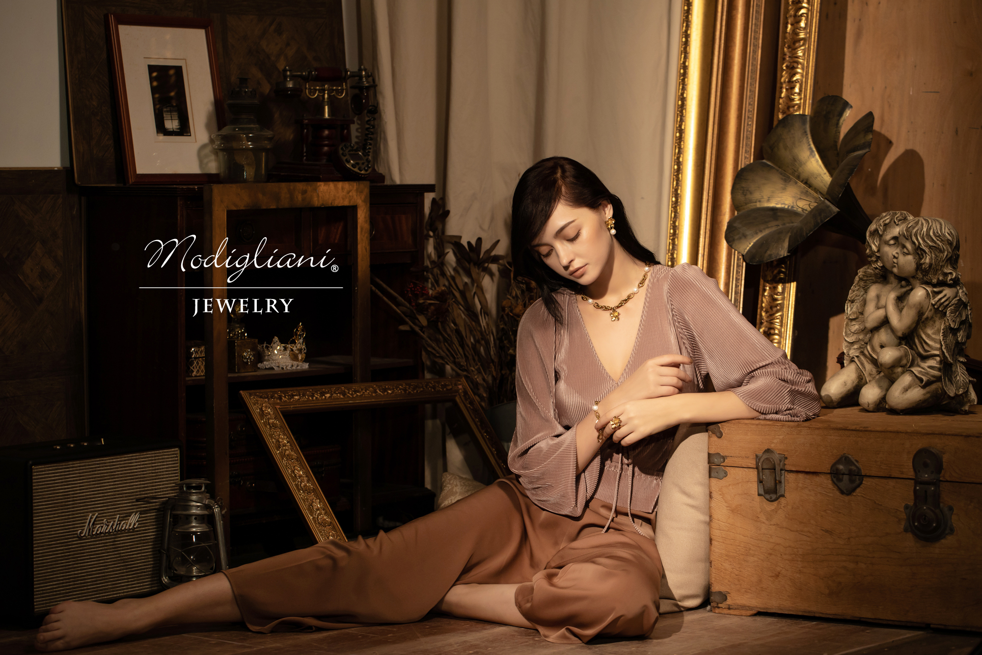 黃銅飾品,黃銅,份量感,花草,搶眼,天然珍珠,華麗,手鍊