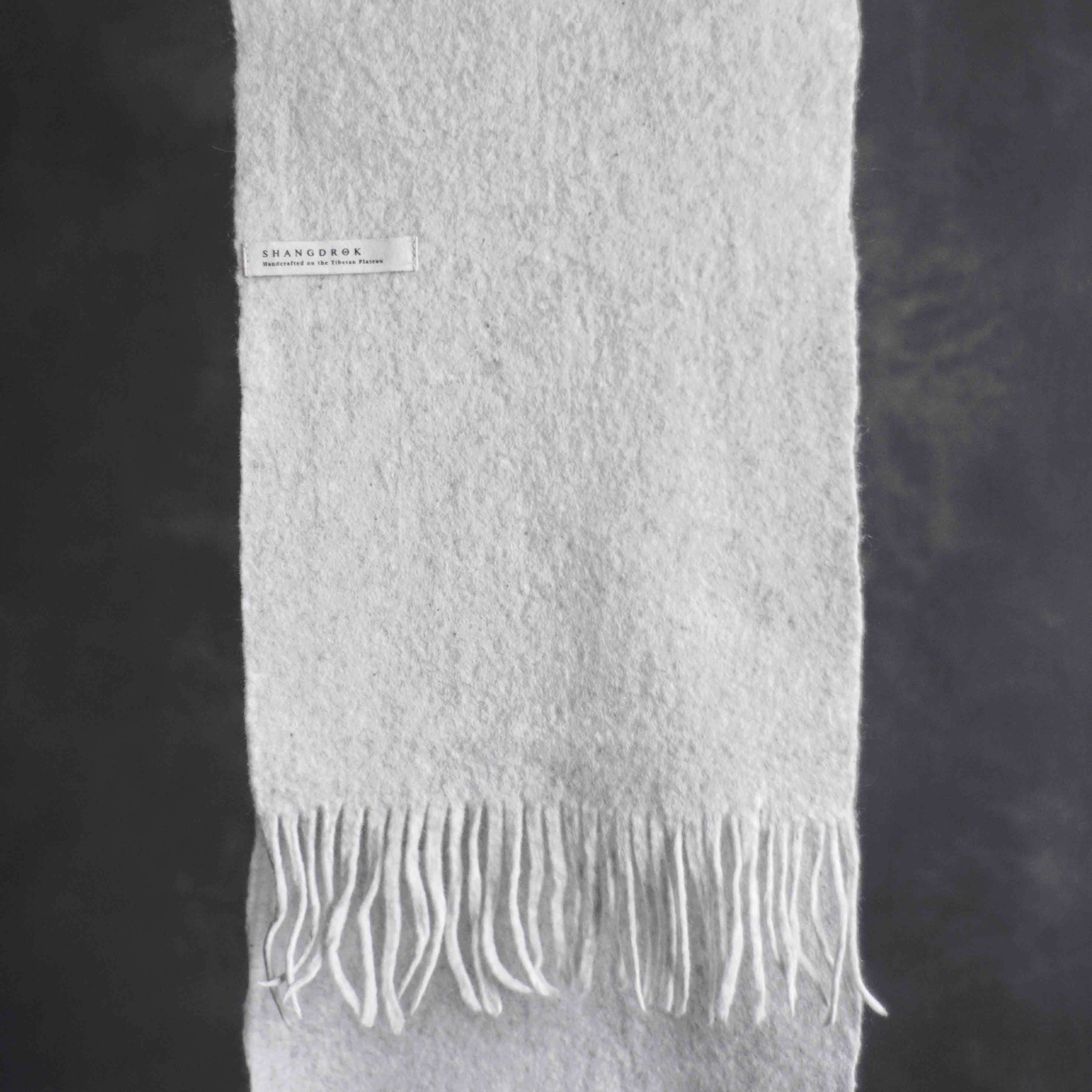 犛牛絨手工毛氈圍巾｜白色｜中國藏區