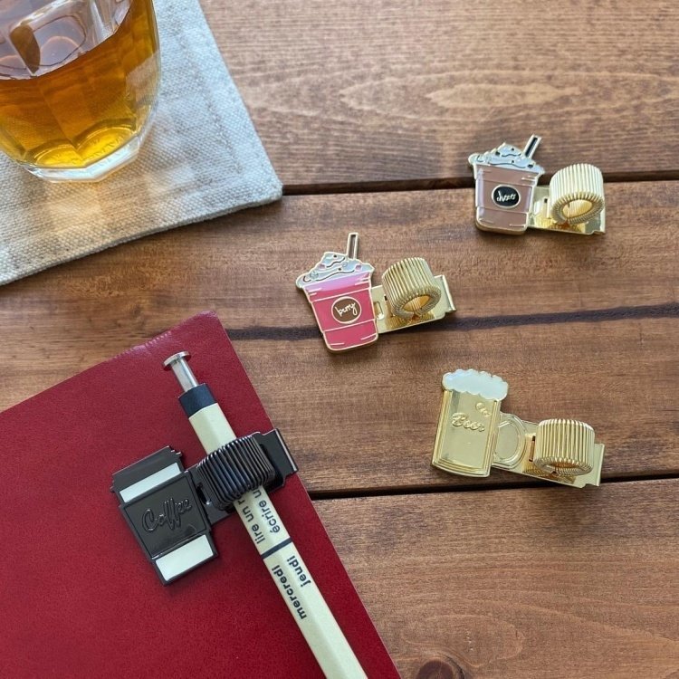 聖誕禮物,交換禮物,聖誕節,禮物,手帳,筆記本,文具,marks聖誕襪,錶,包包,百摺包,韓星