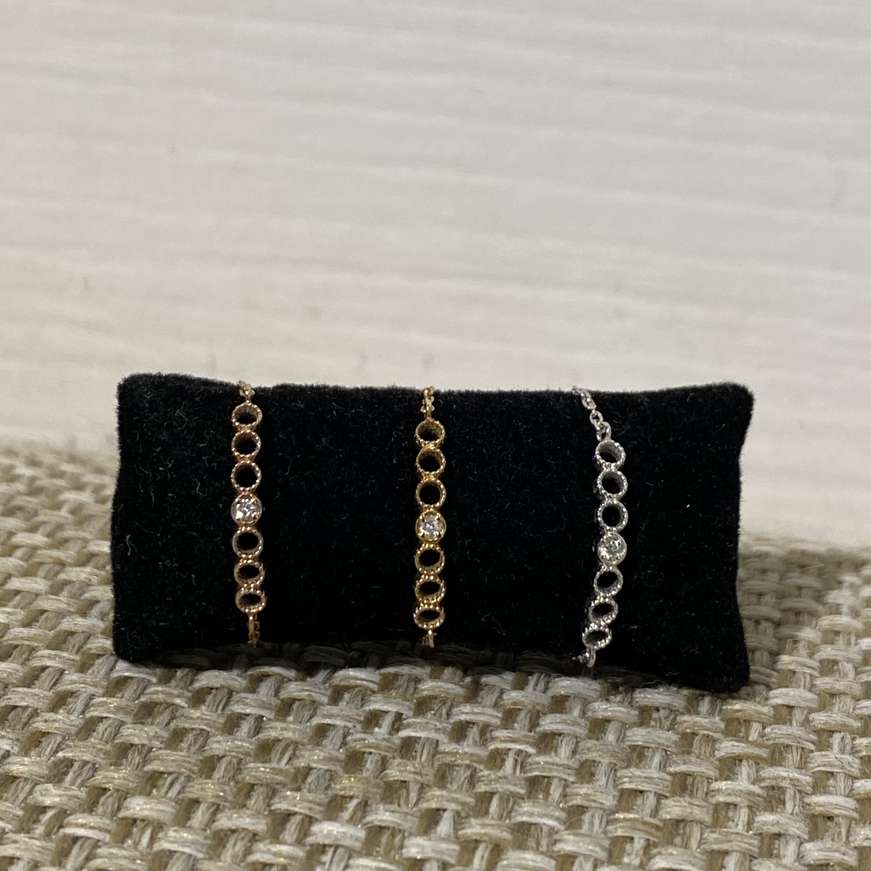 10K圈蕾絲真鑽半硬式鍊戒