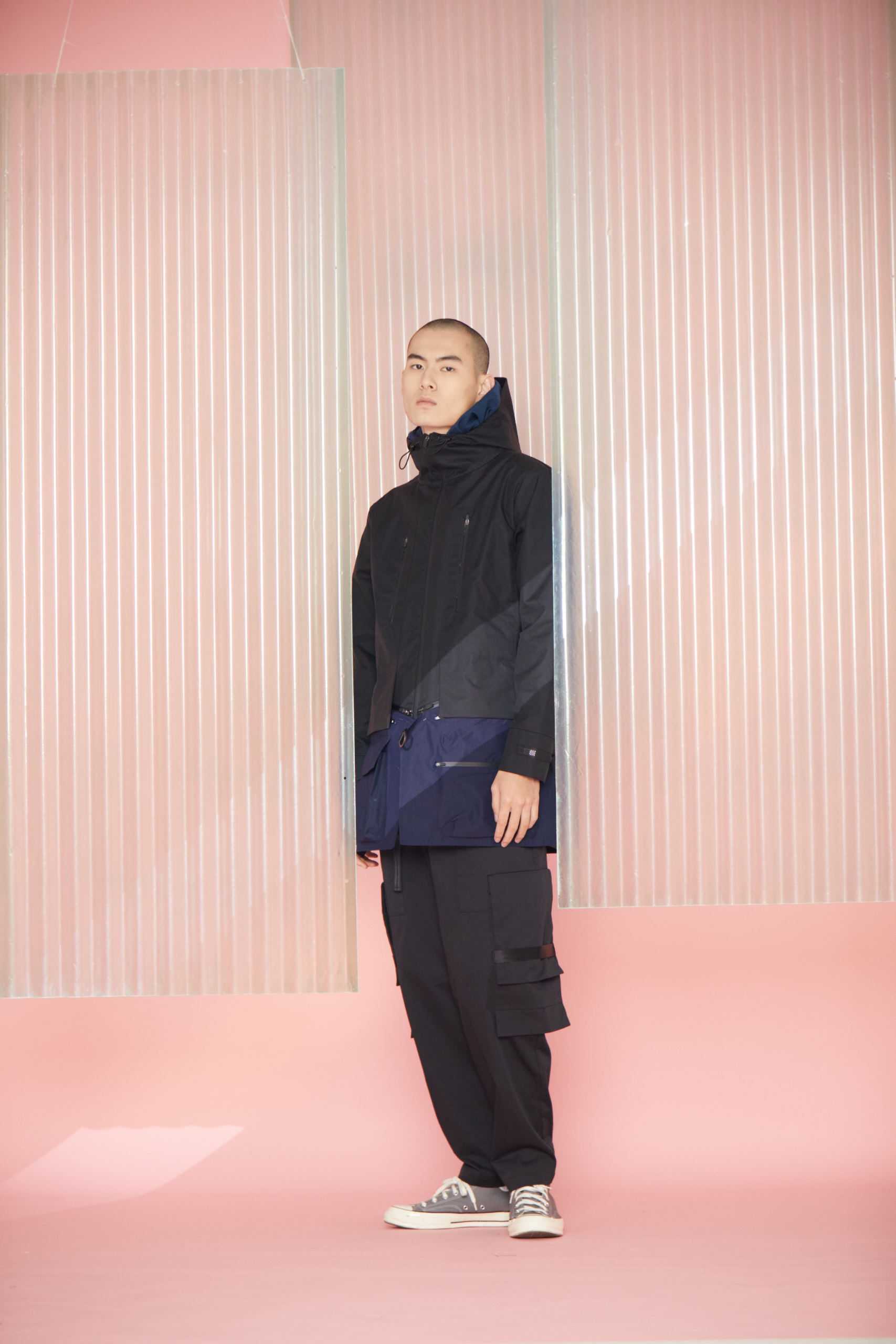 防潑水多口袋寬褲 - 黑