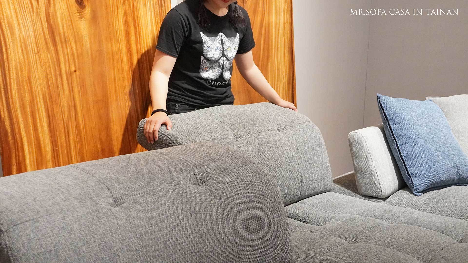 雙功能沙發有超大空間