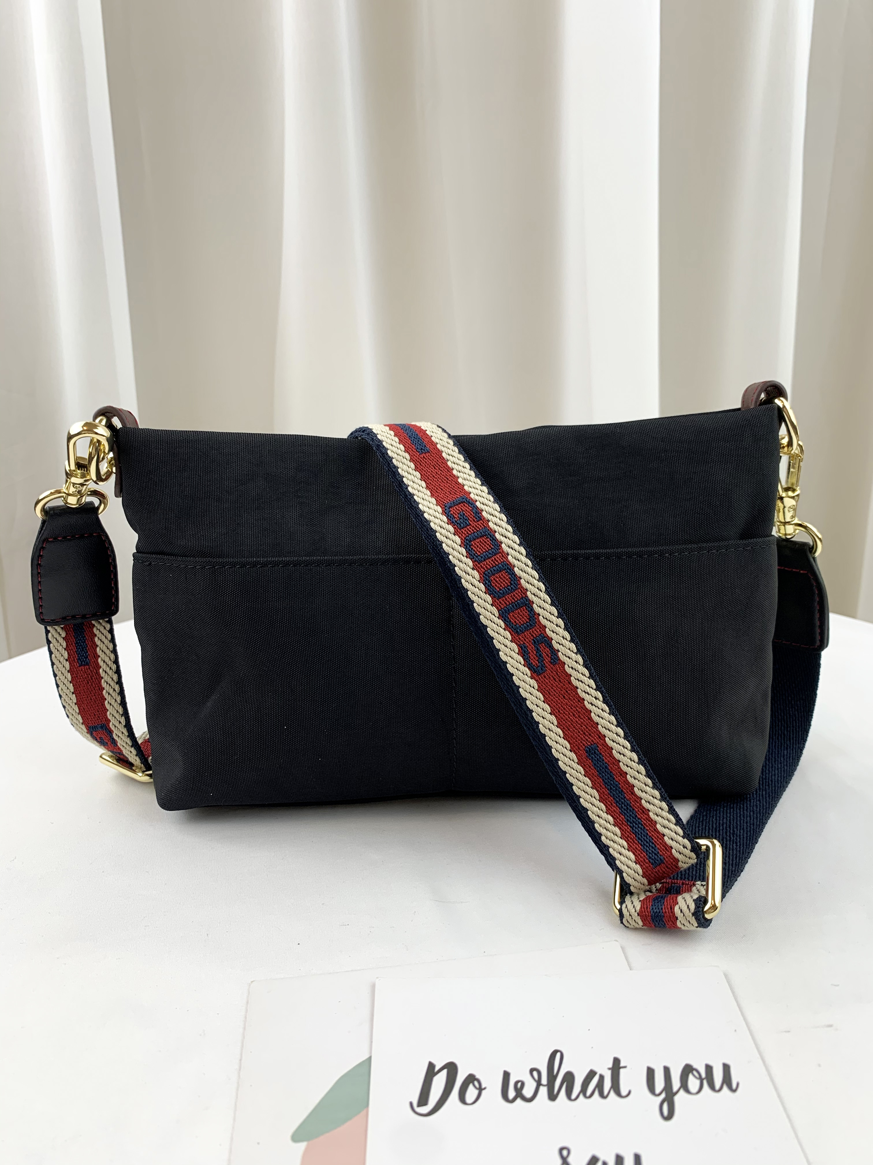 GOODS 織帶黑 水洗紋防潑水側背包 #2737