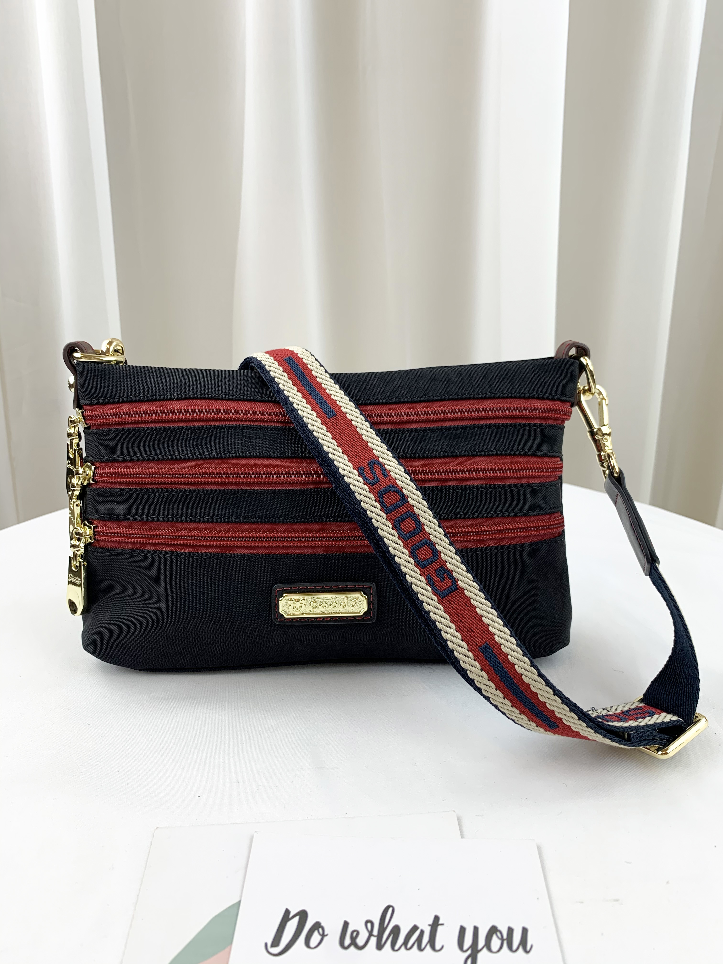 GOODS 織帶黑 水洗紋防潑水側背包 #2737