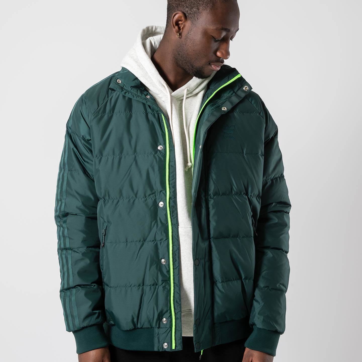 【adidas X JONAH HILL PUFF JACKET 羽絨外套 - 莊園綠】