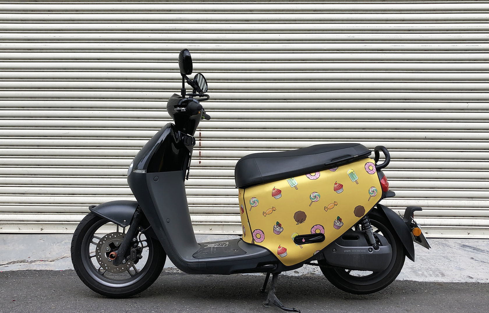 BLR gogoro ID87 甜點世界 雙面車套 車身防刮套 潛水衣布 防刮套 保護套 車套 機車配備 電動車防刮 智慧雙輪