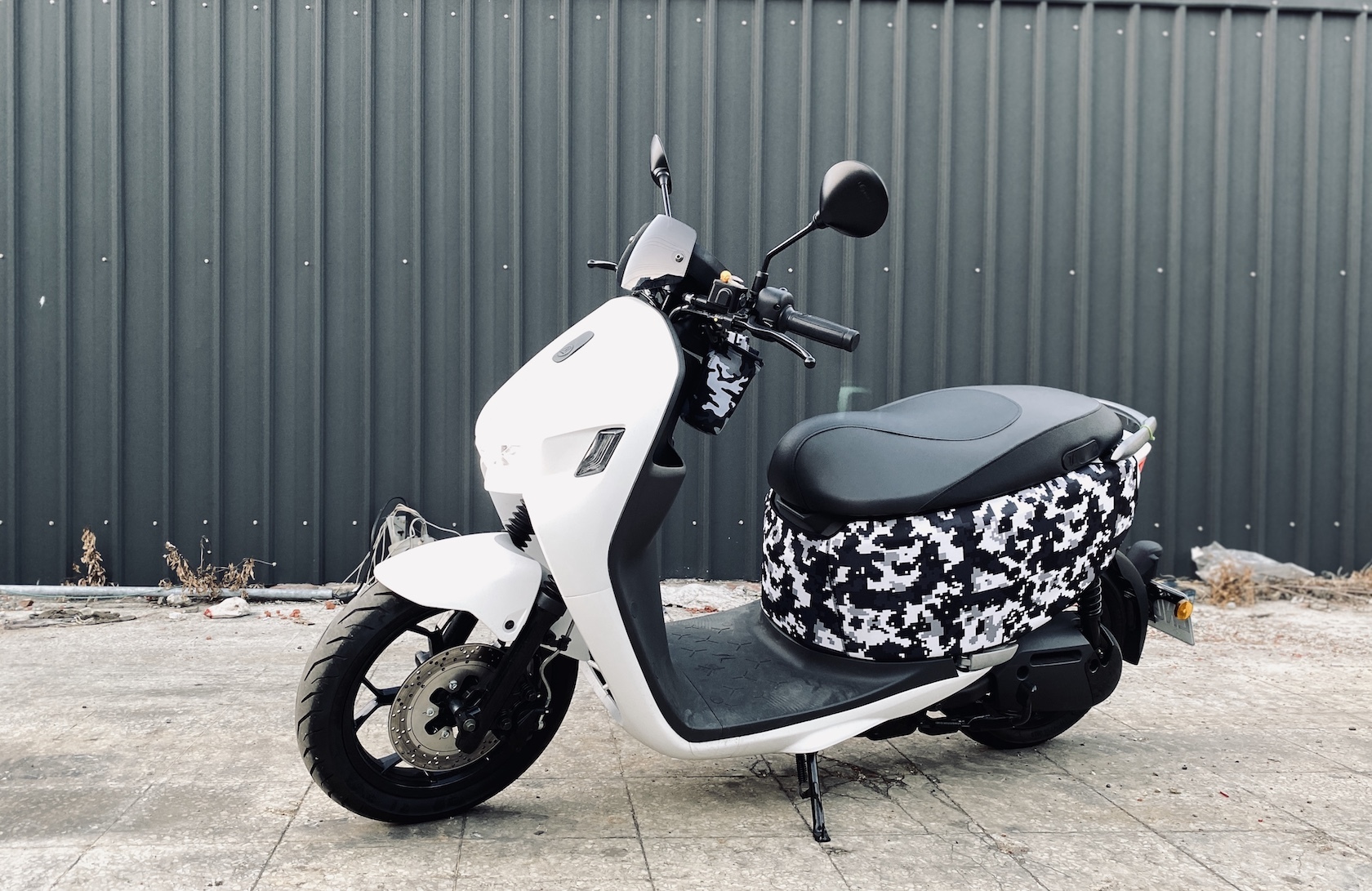 BLR gogoro ID34 黑白數位迷彩 雙面車套 車身防刮套 潛水衣布 防刮套 保護套 車套 機車配備 電動車防刮 智慧雙輪