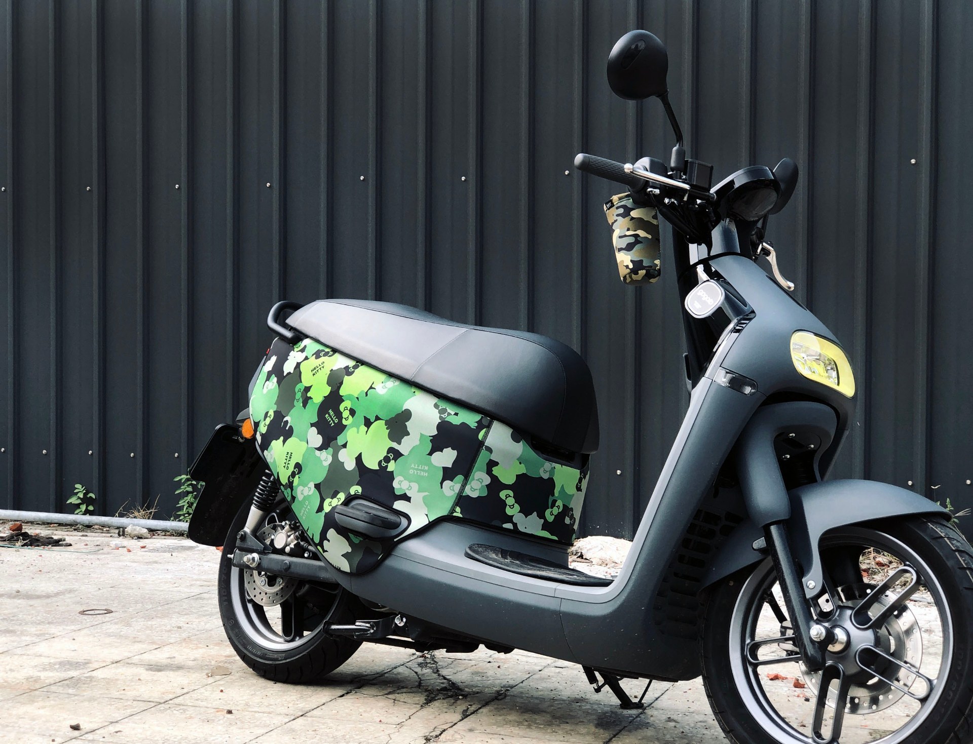 【Kitty凱蒂貓聯名款】BLR gogoro K3 雙面車套 車身防刮套 潛水衣布 防刮套 保護套 車套 機車配備 電動車防刮 智慧雙輪