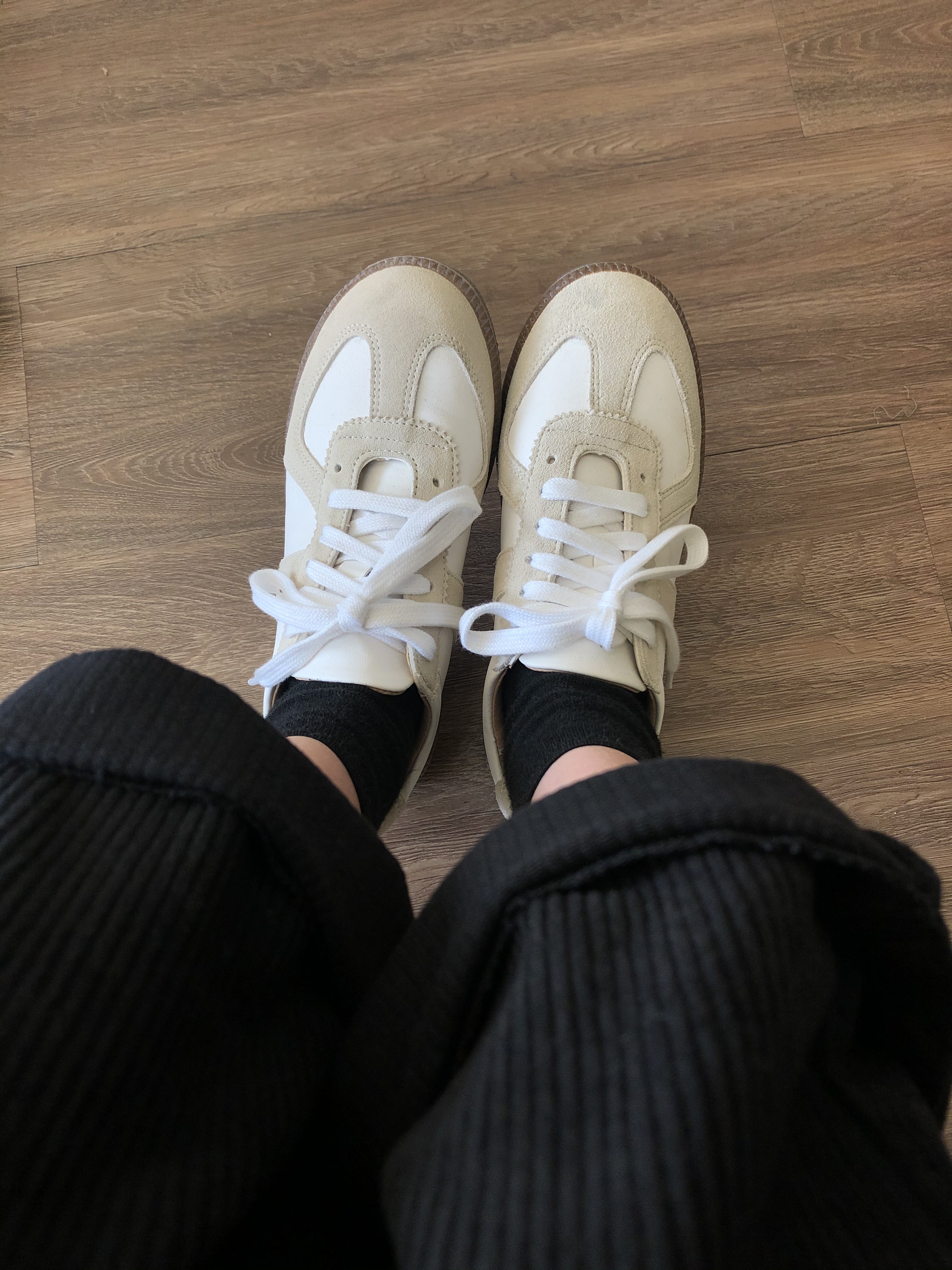 預訂 | KR. UNISEX German Trainer