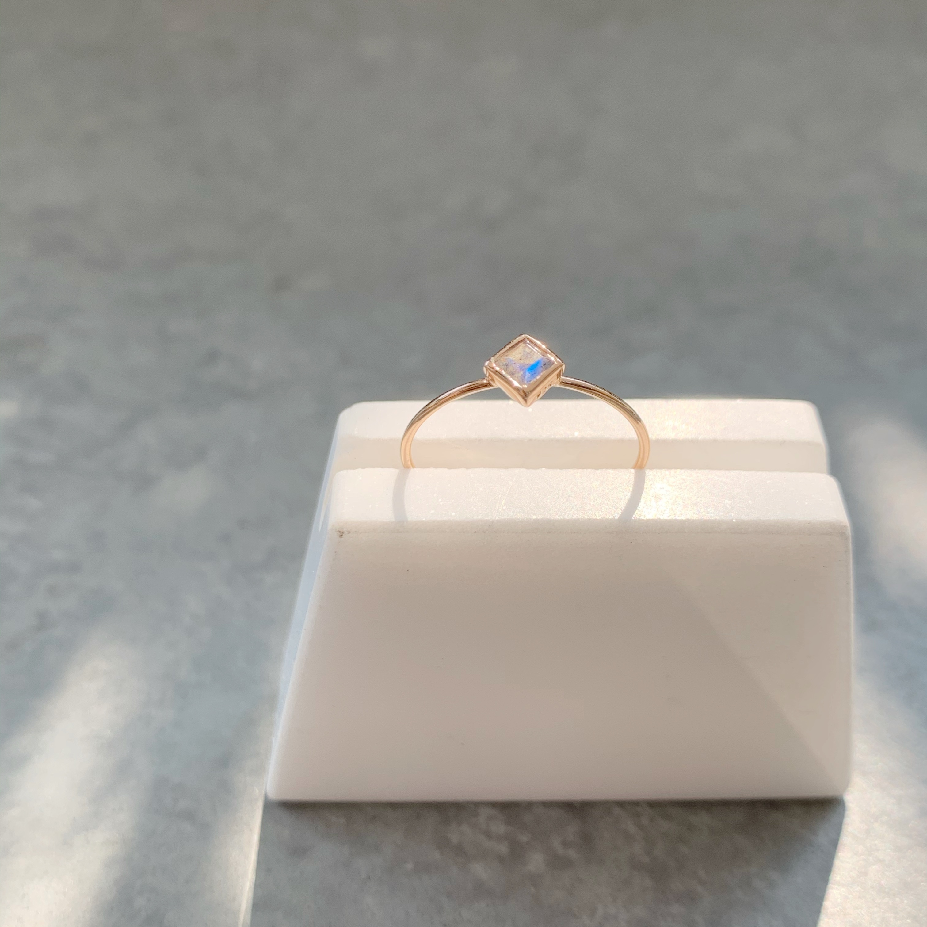 Lego菱形拉長石戒指