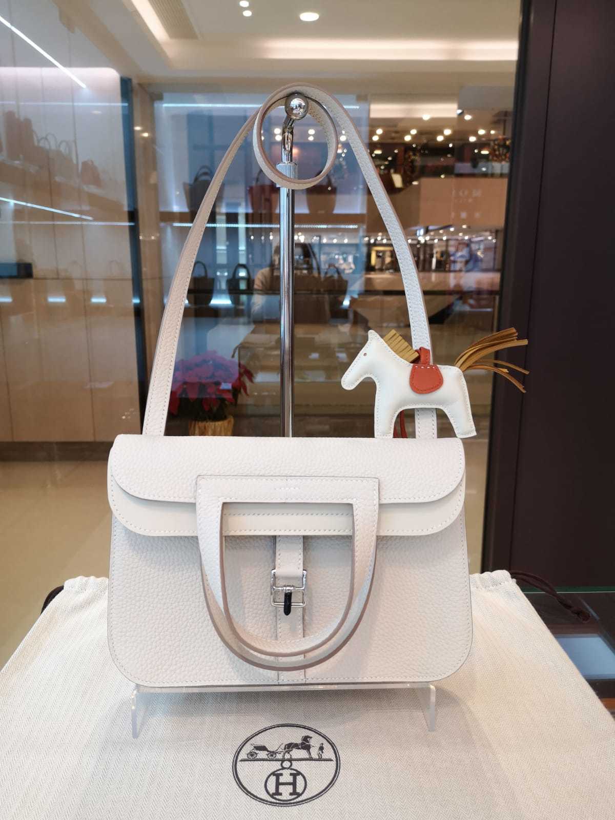 Halzan 25 10 craie ck tc W