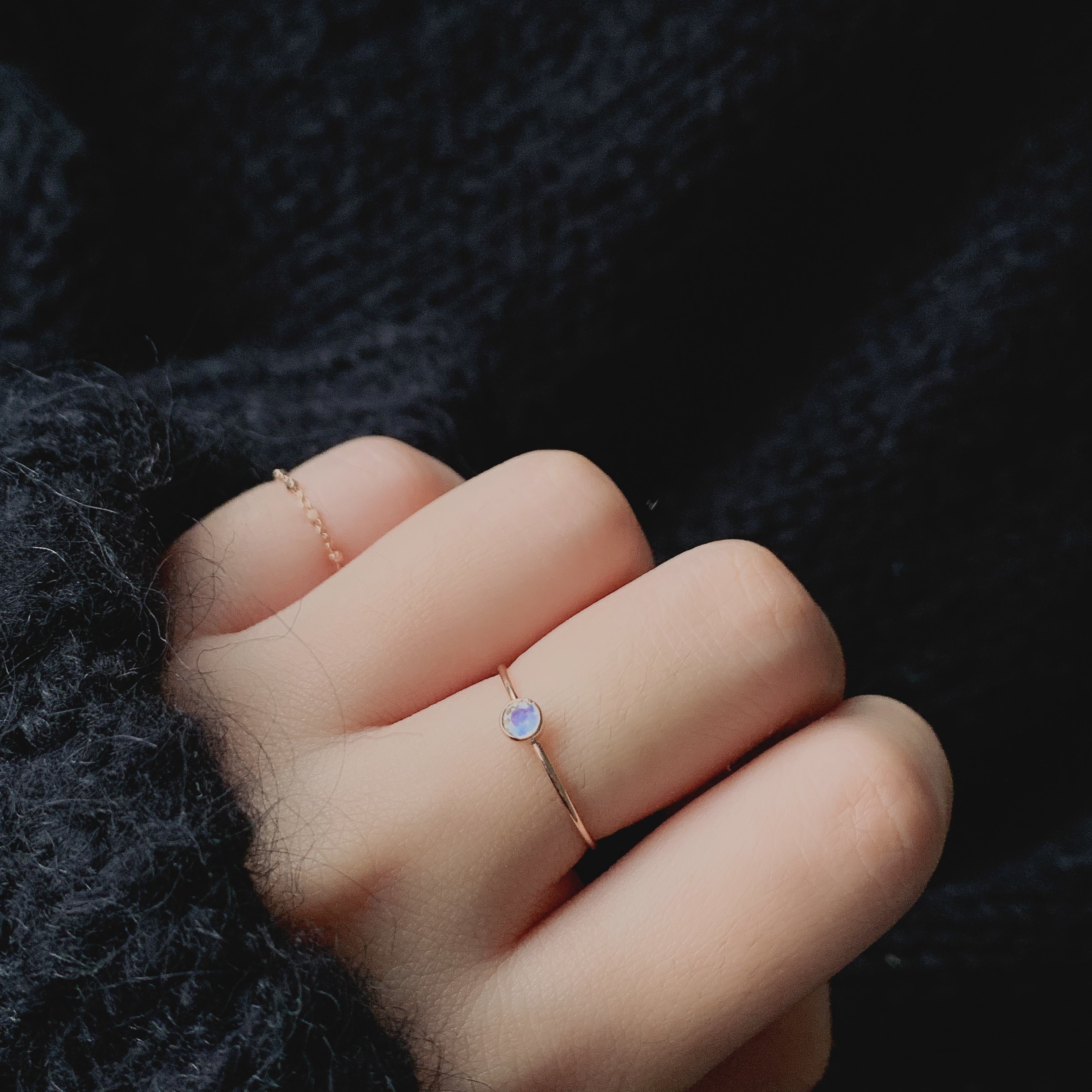 Lego鑽面圓形月光石戒指