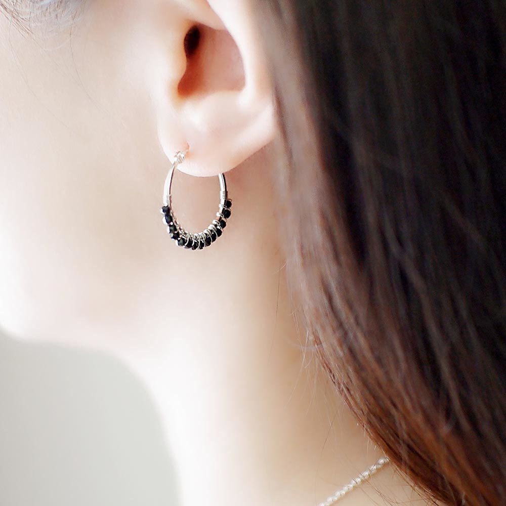 黑尖晶石圓圈純銀耳環/SE550