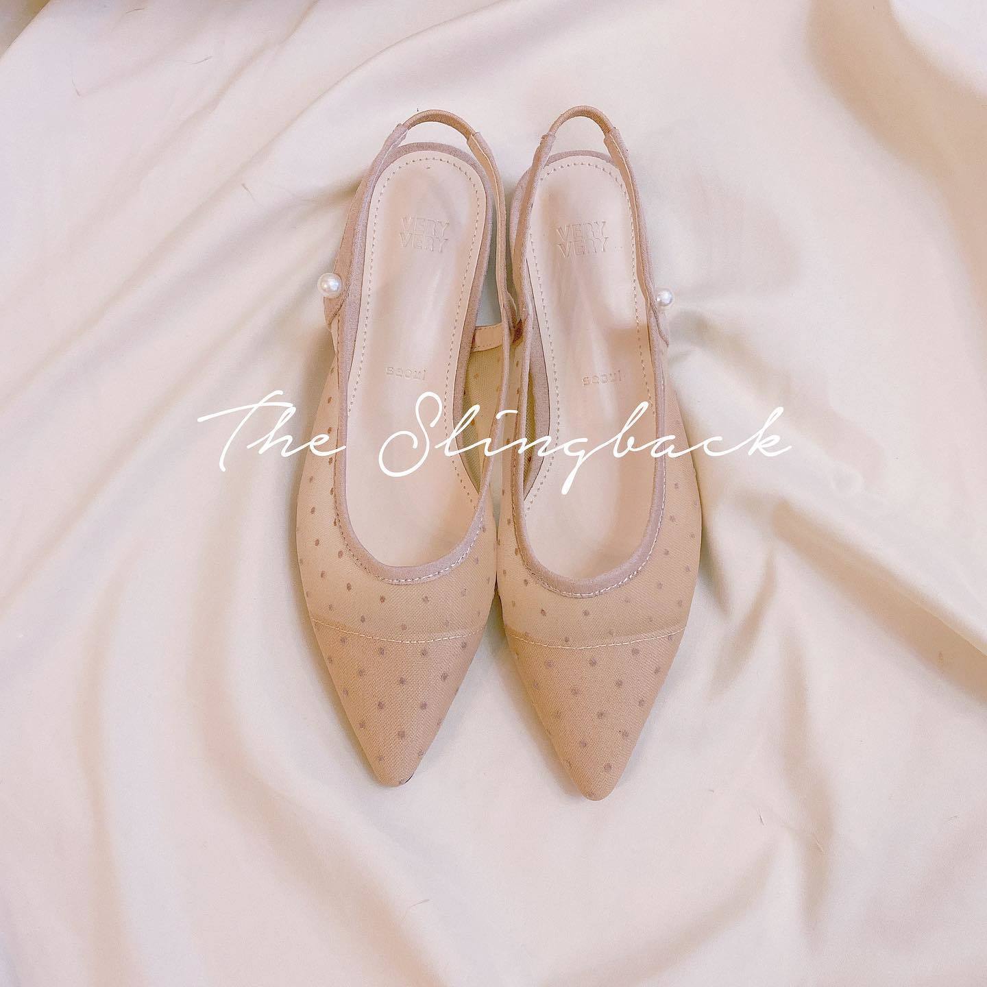 初春回歸上架💫Dotted Slingback Flats