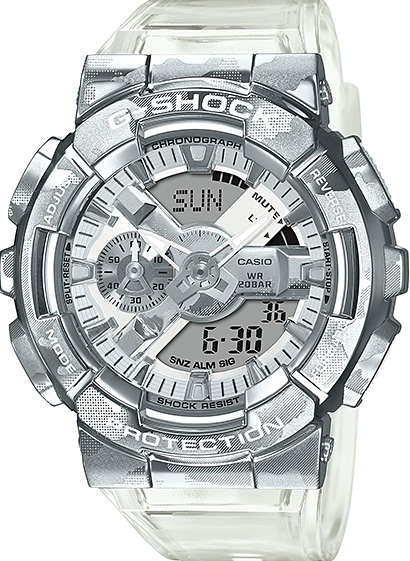 萬年鐘錶 - G-SHOCK   金屬系列 冰酷迷彩防震雙顯電子錶  GM-110SCM-1A  錶徑 : 48.8 MM