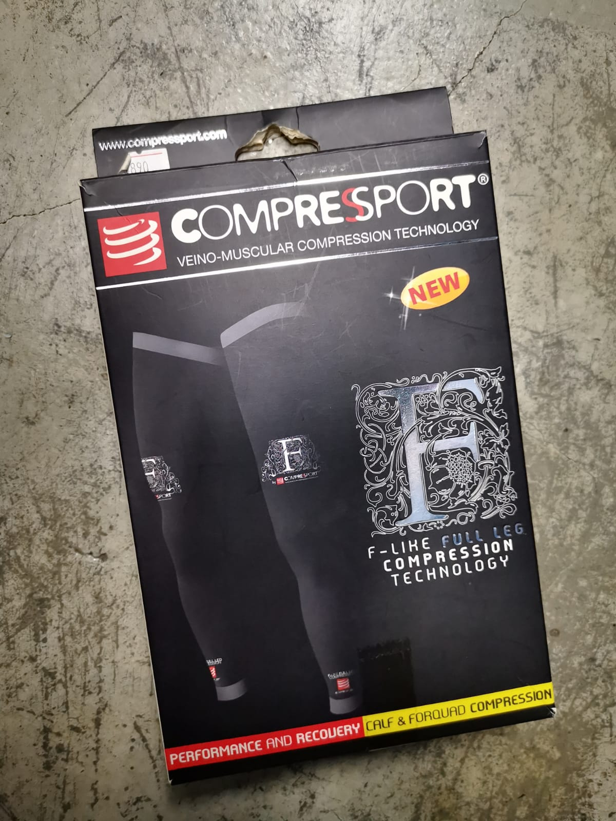 Compressport full leg sleeve WHITE T1