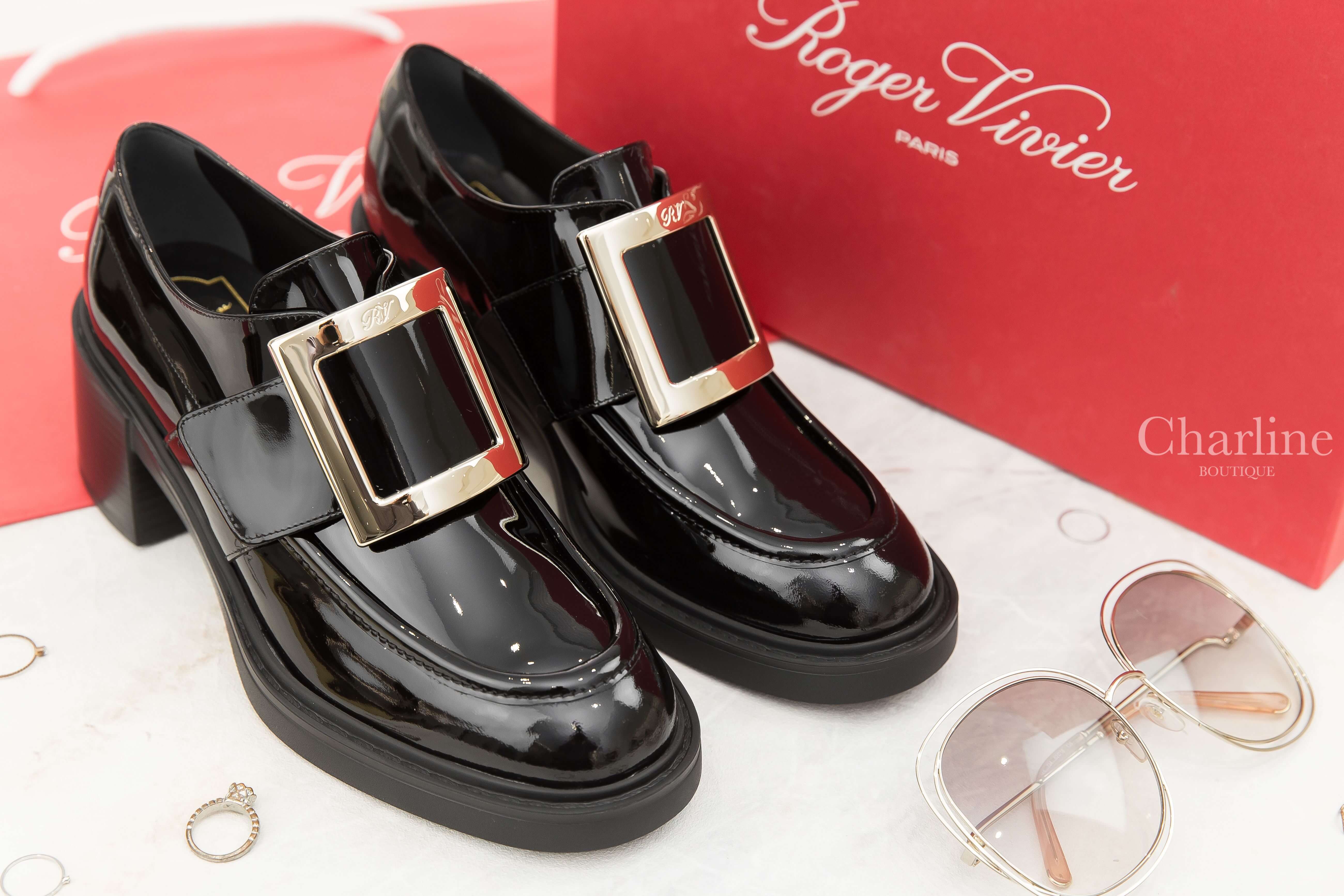 Roger Vivier Viv' Rangers Metal Buckle Loafers In Patent Leather 黑色漆皮淡金色方釦粗跟樂福鞋